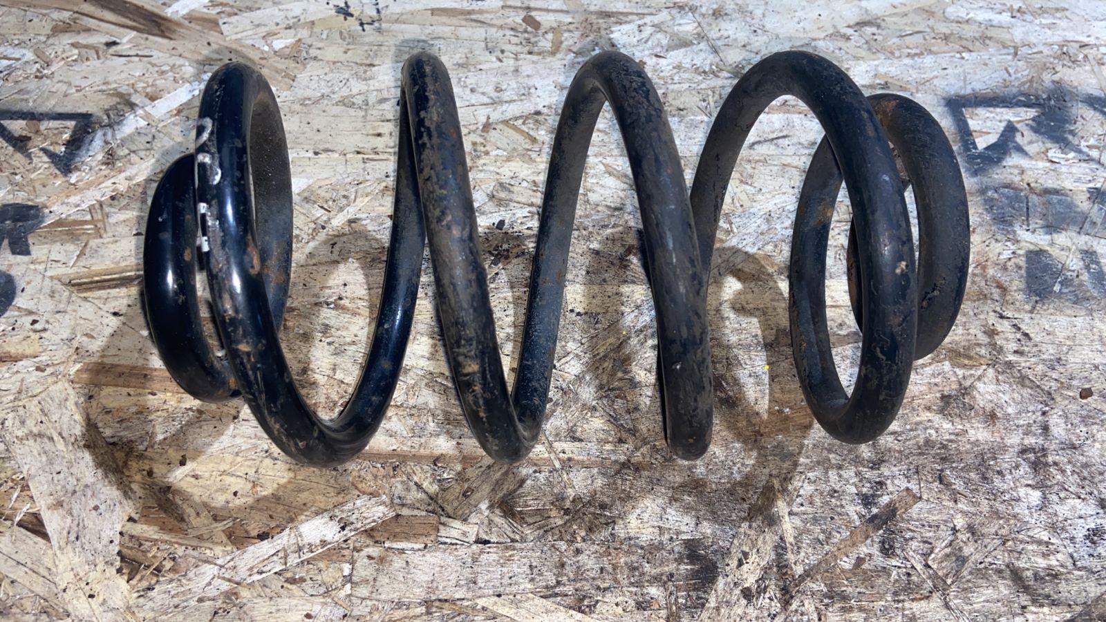 Пружина задняя Opel Vectra/C 2002-2008