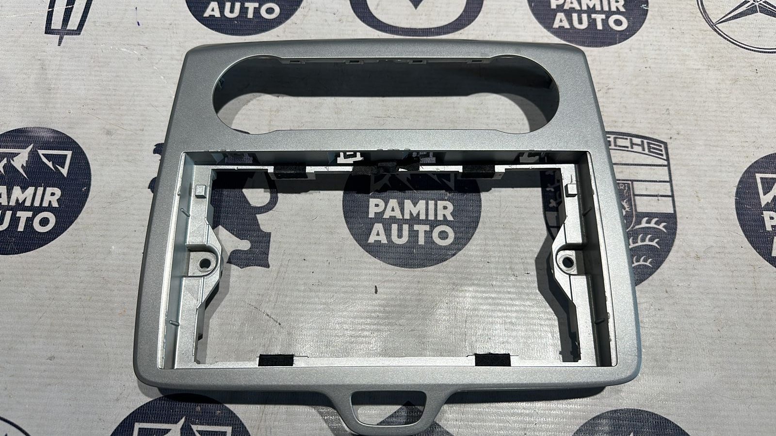 Накладка на торпедо Ford Focus/2 2004-2011