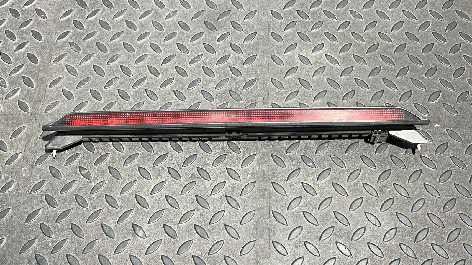 Стоп сигнал Volkswagen Golf/4 1997-2006