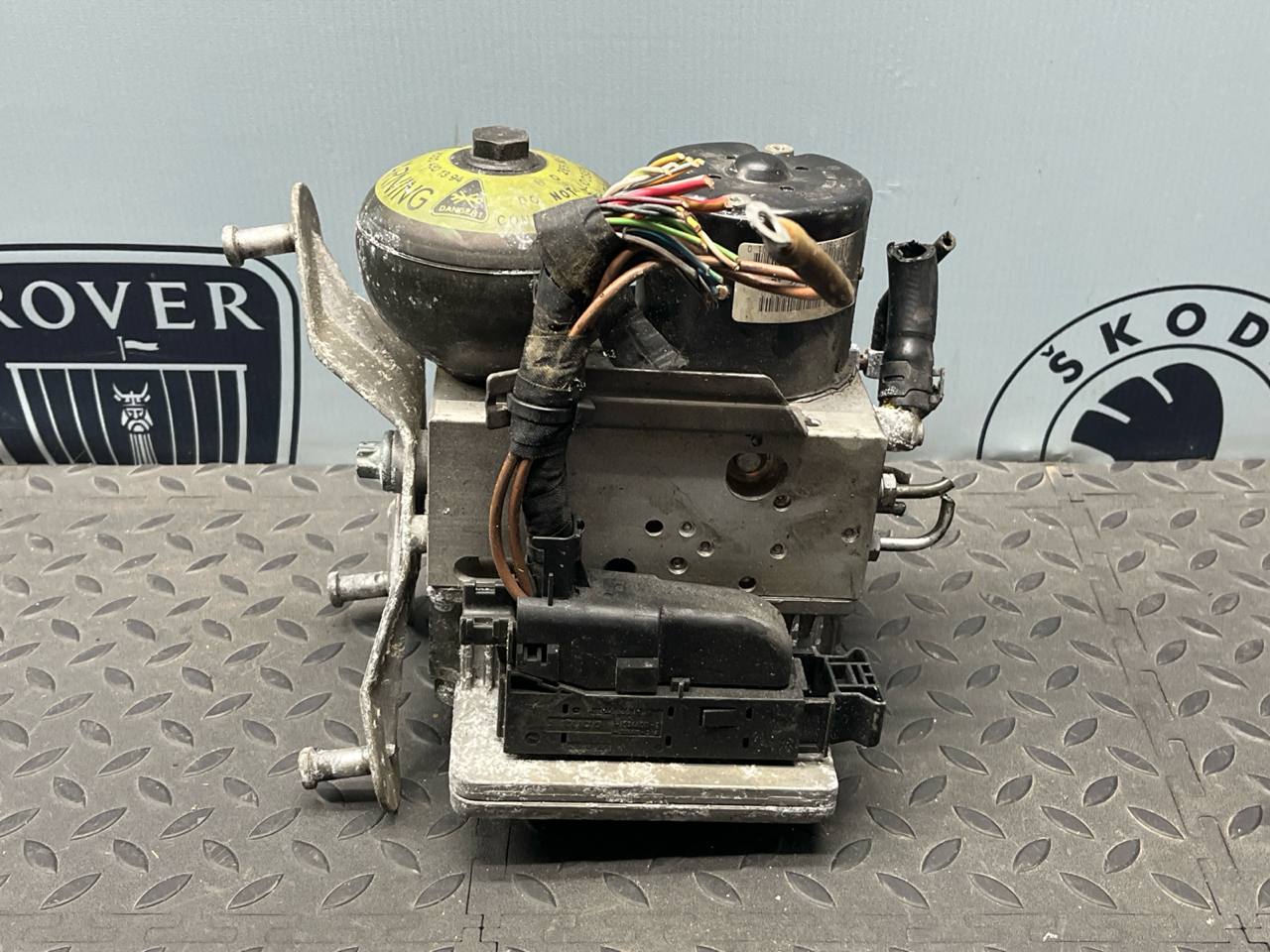 Блок ABS Mercedes E/W211 2002-2009