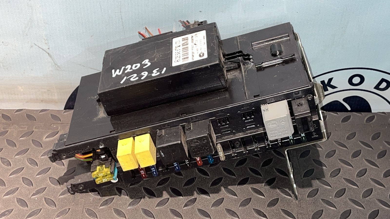 Блок управления фаркопом Mercedes C/W203 2000-2008