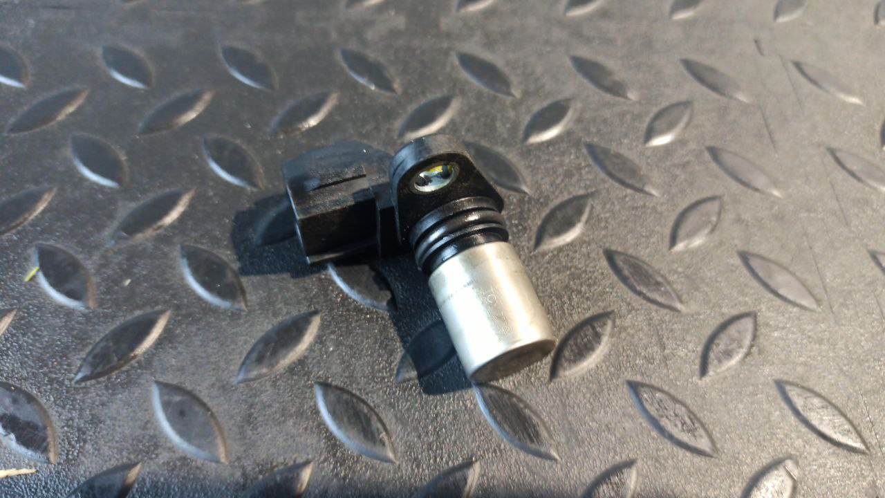 Датчик положения распредвала Toyota Avensis/2 2003-2009