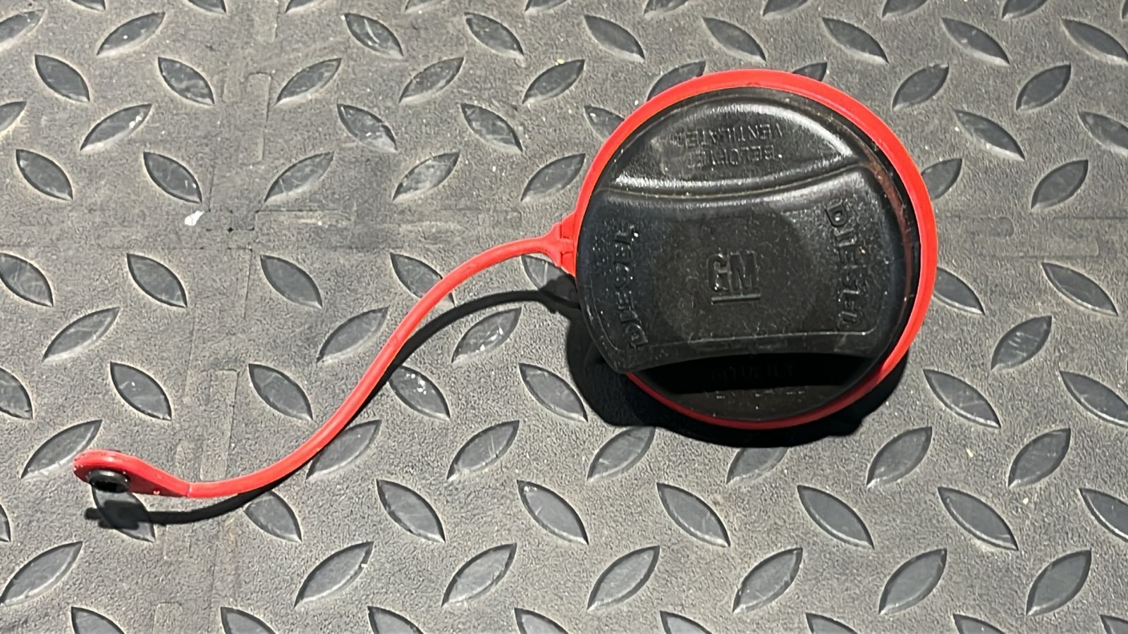 Крышка топливного бака Opel Zafira/B 2005-2014