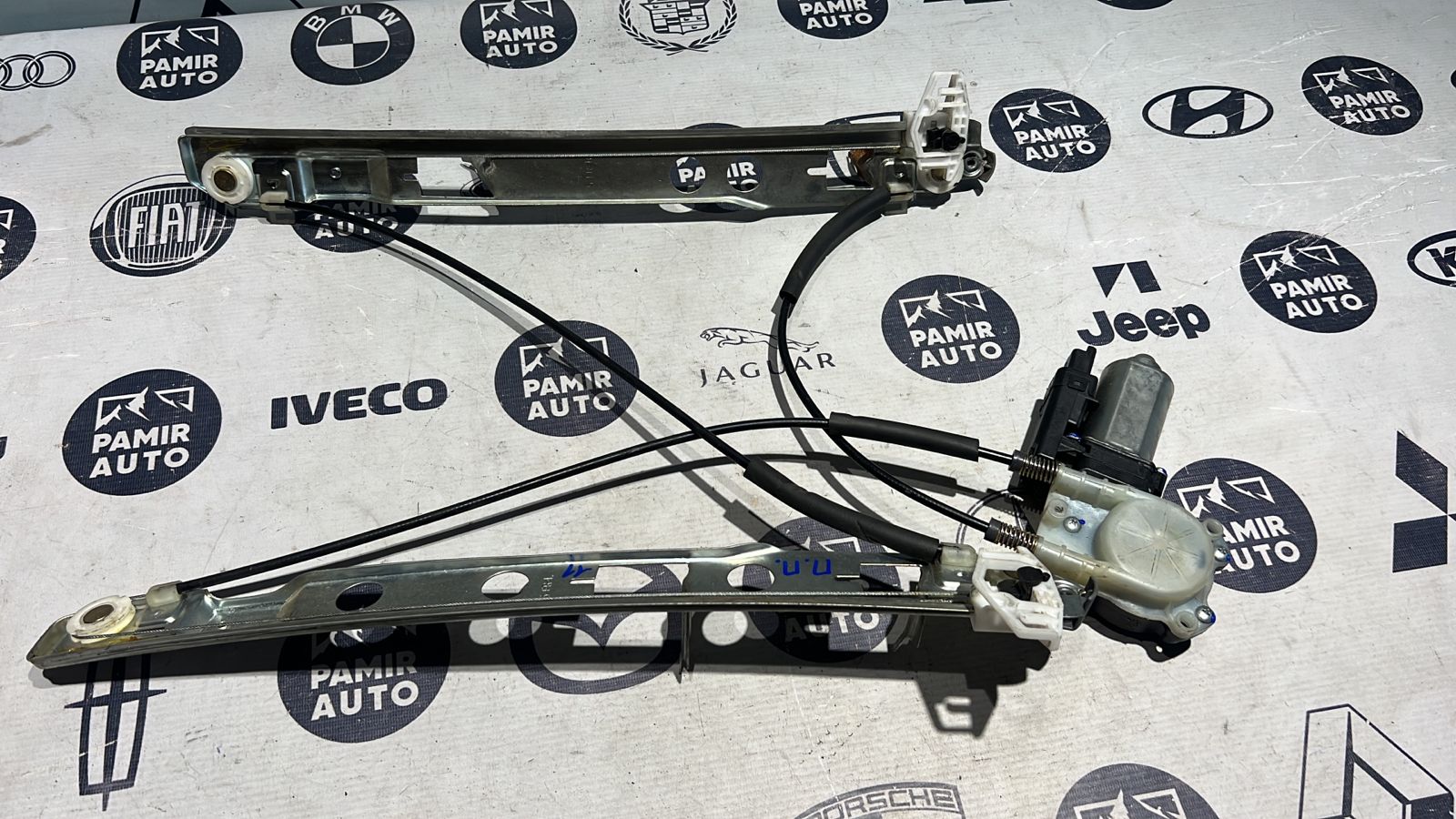 Стеклоподъемник передний правый Renault Megane/2 2002-2009