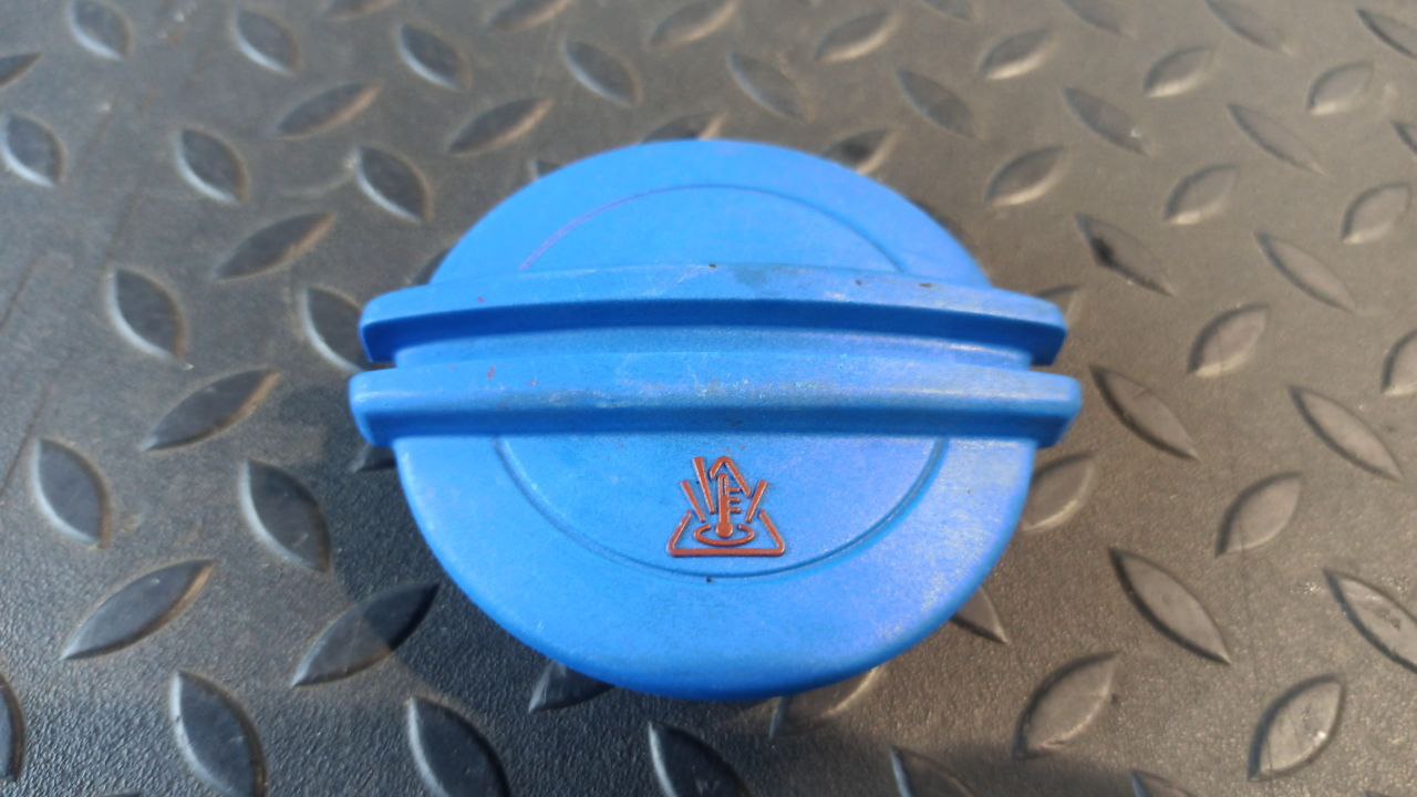 Крышка расширительного бачка Volkswagen Golf/5 2003-2009