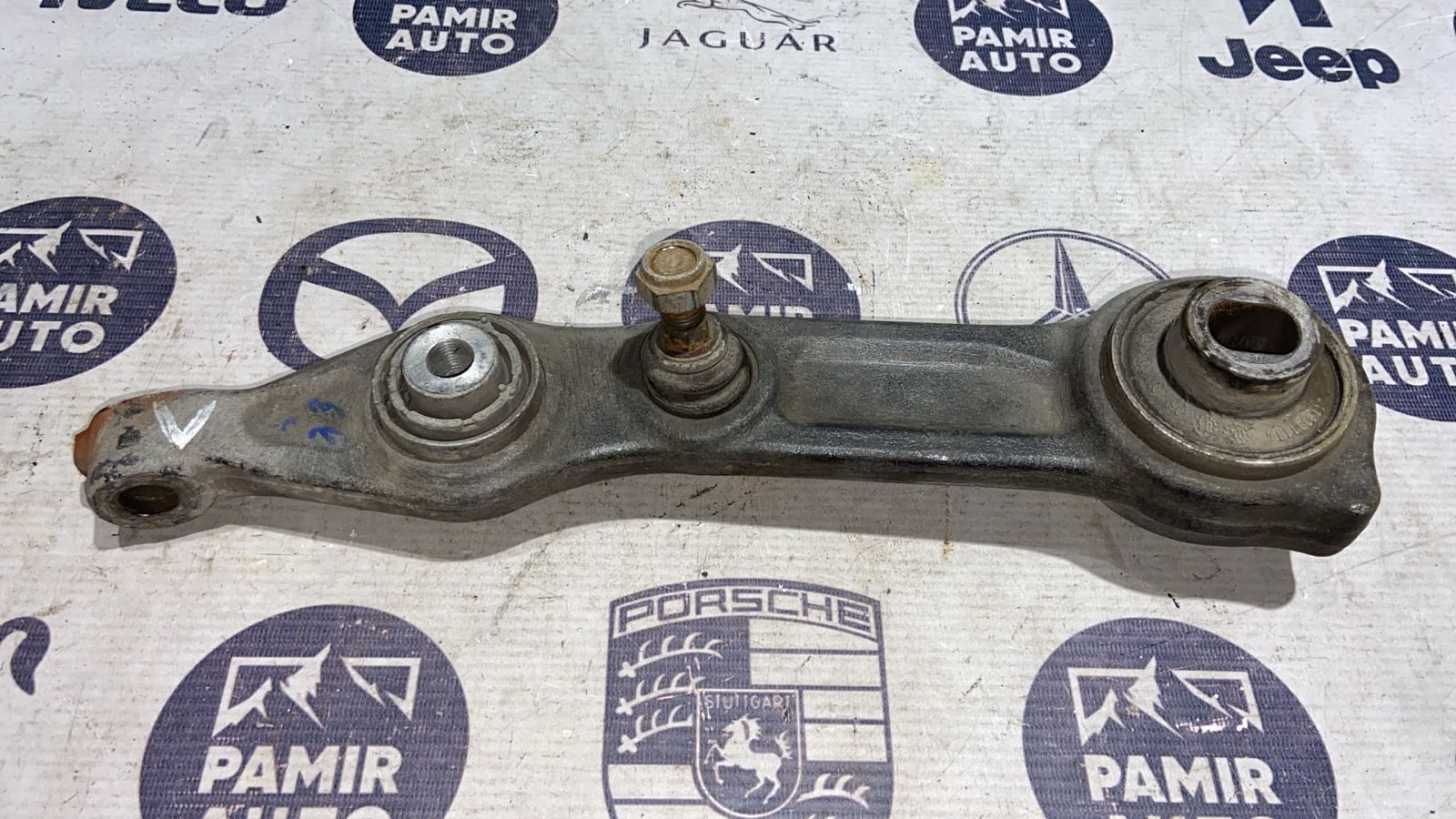 Рычаг передний левый Mercedes E/W211 2002-2009