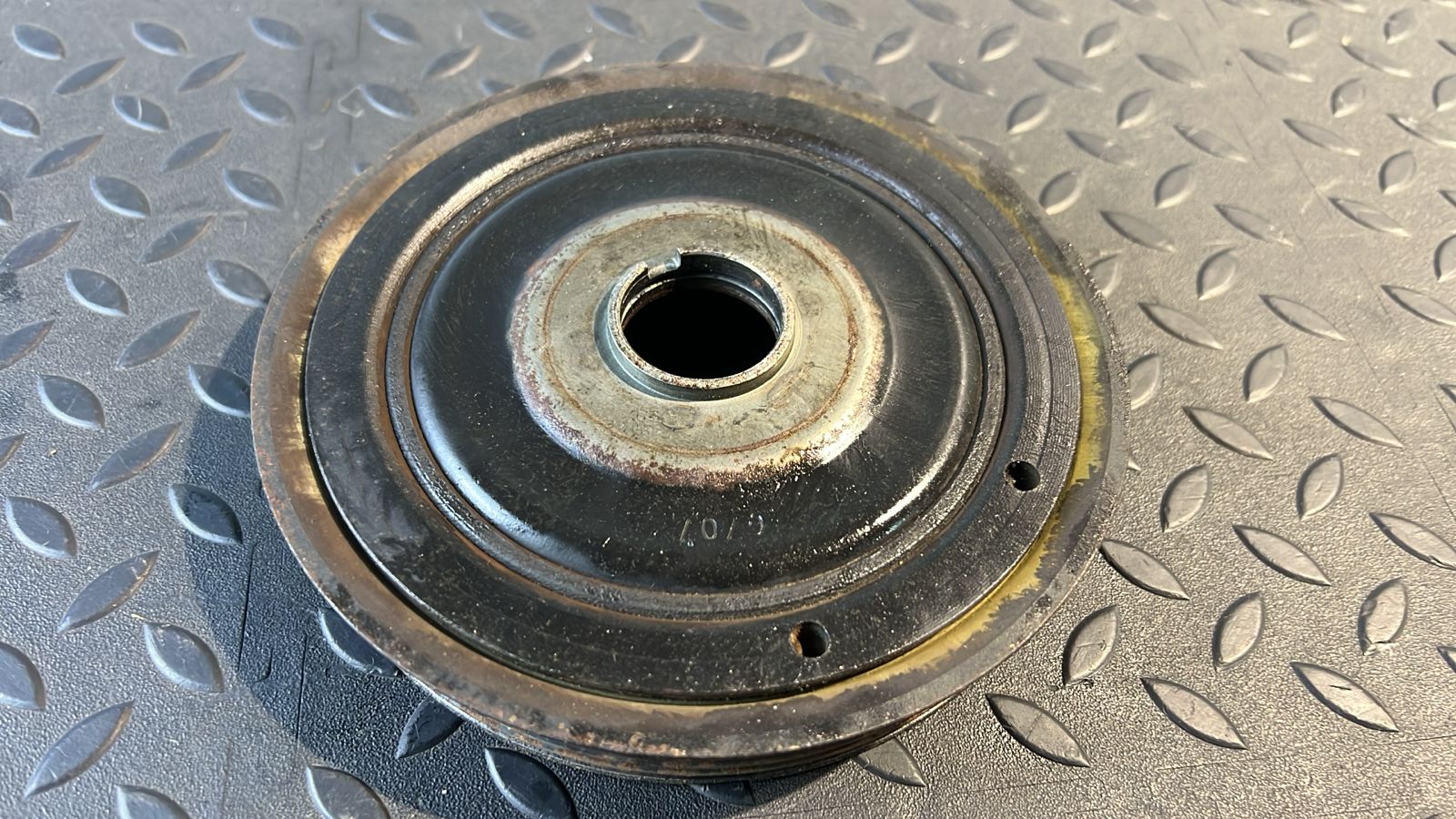 Шкив коленвала Ford Focus/2 2004-2011