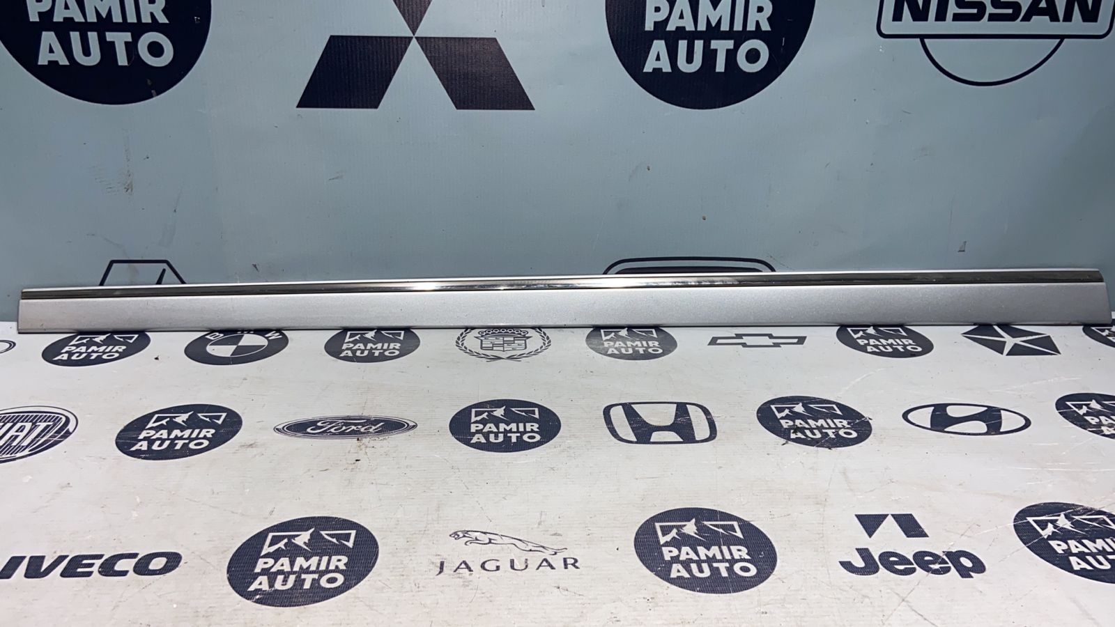 Молдинг двери передний левый Mercedes E/W211 2002-2009