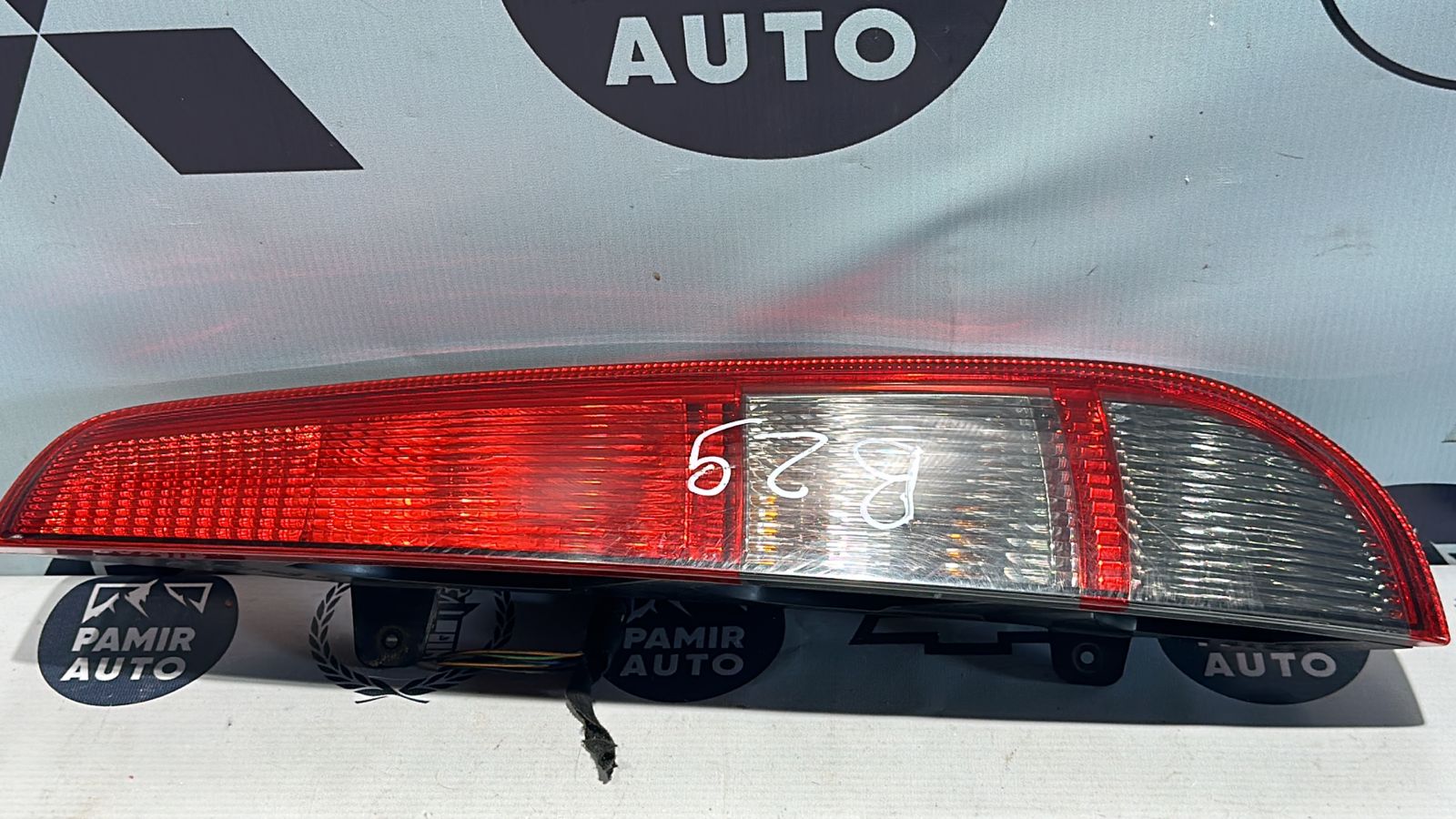 Фонарь задний правый Ford Focus/2 2004-2011