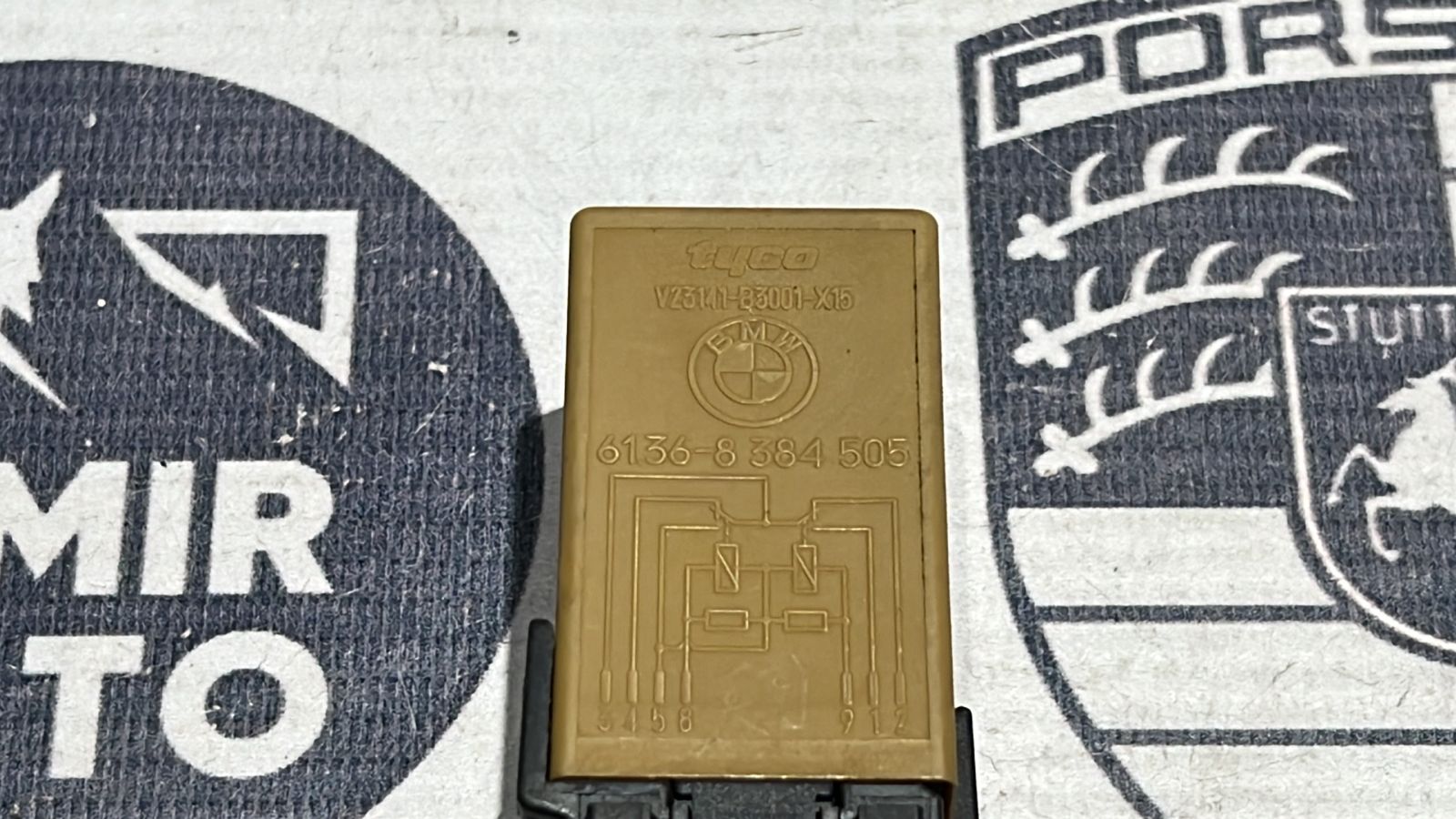 Реле стеклоочистителя BMW 5/E39 1995-2004