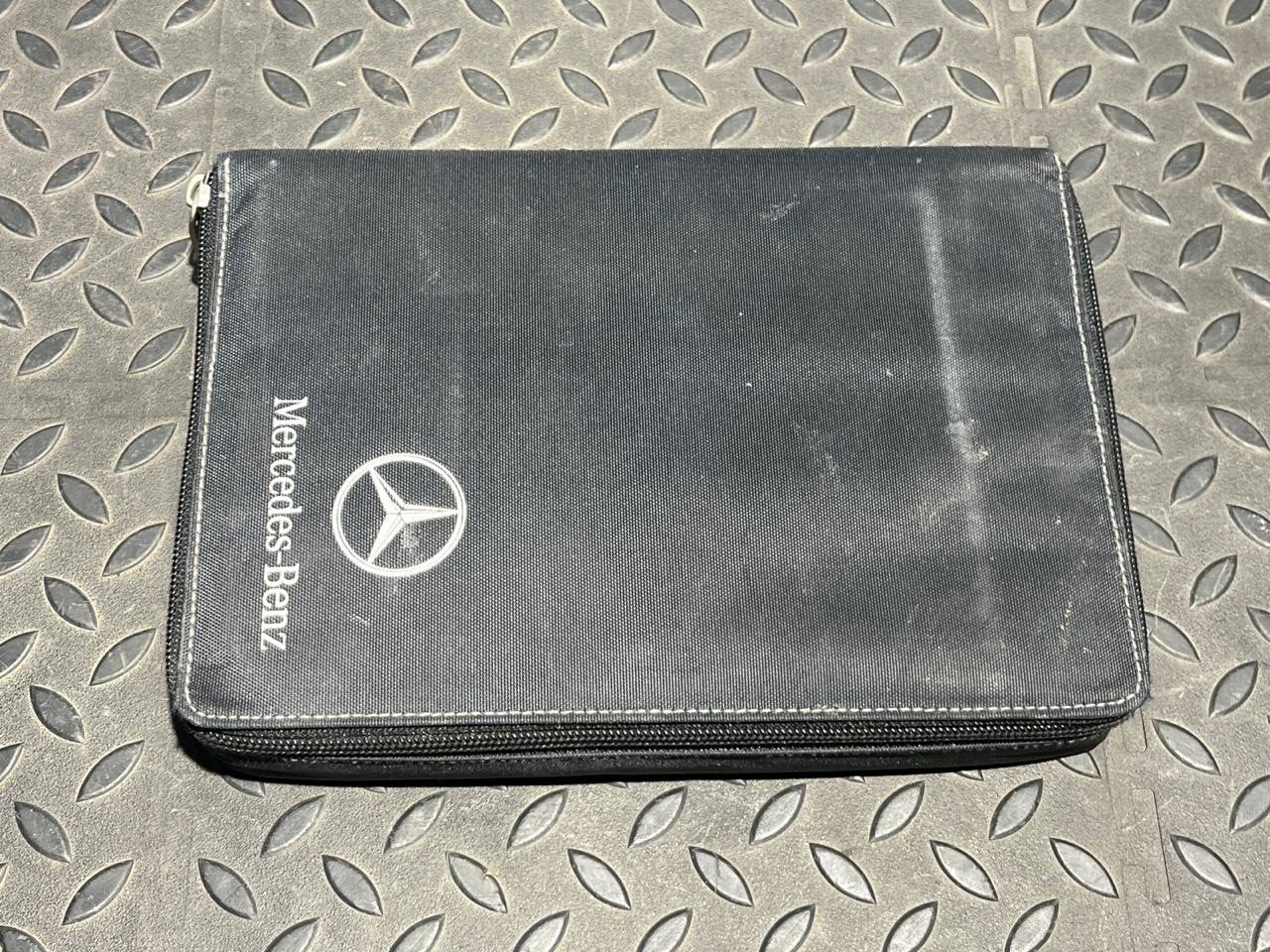 Сумка автомобильная Mercedes M/W163 1997-2005