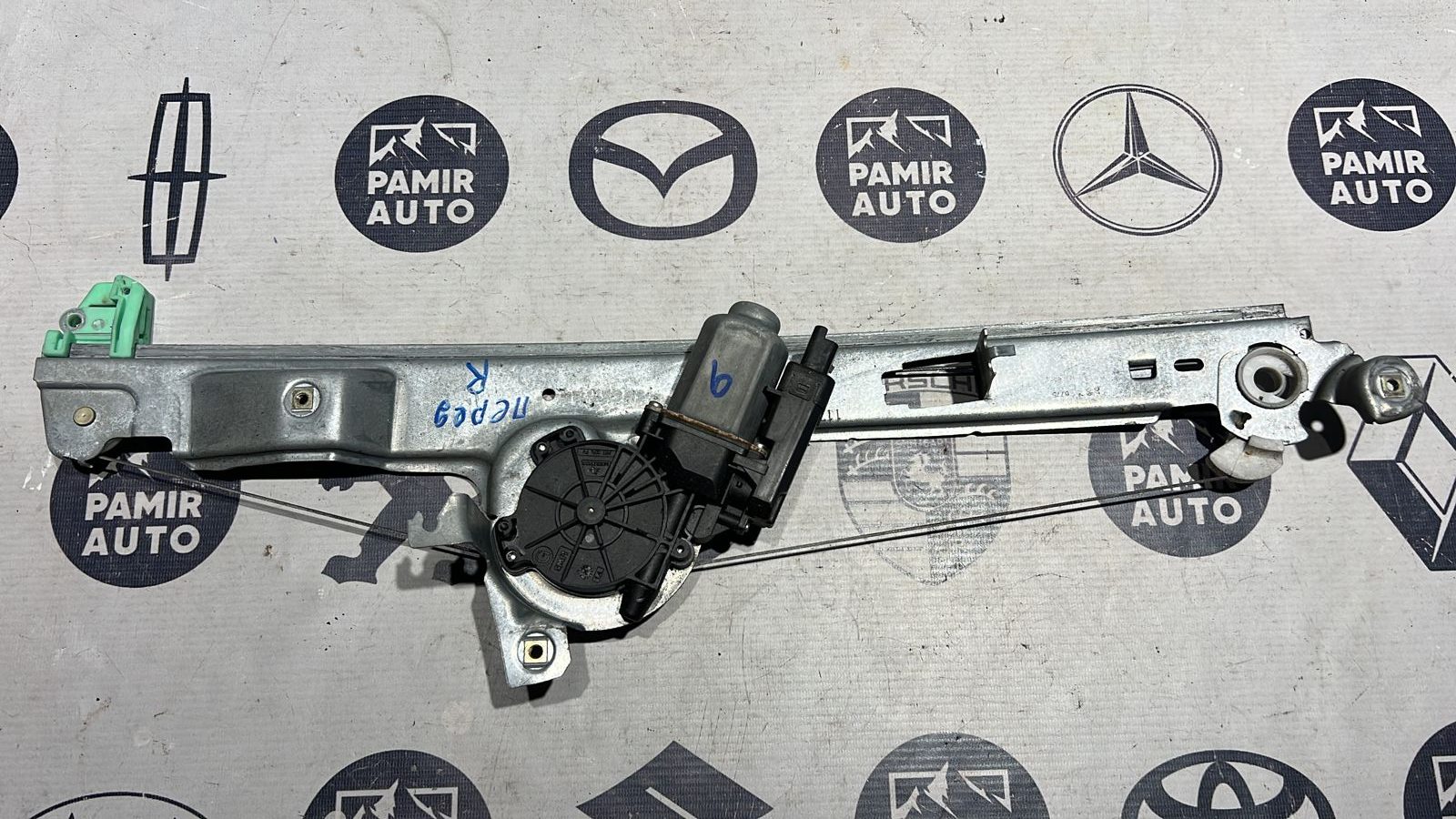 Стеклоподъемник передний правый Renault Scenic/2 2003-2009