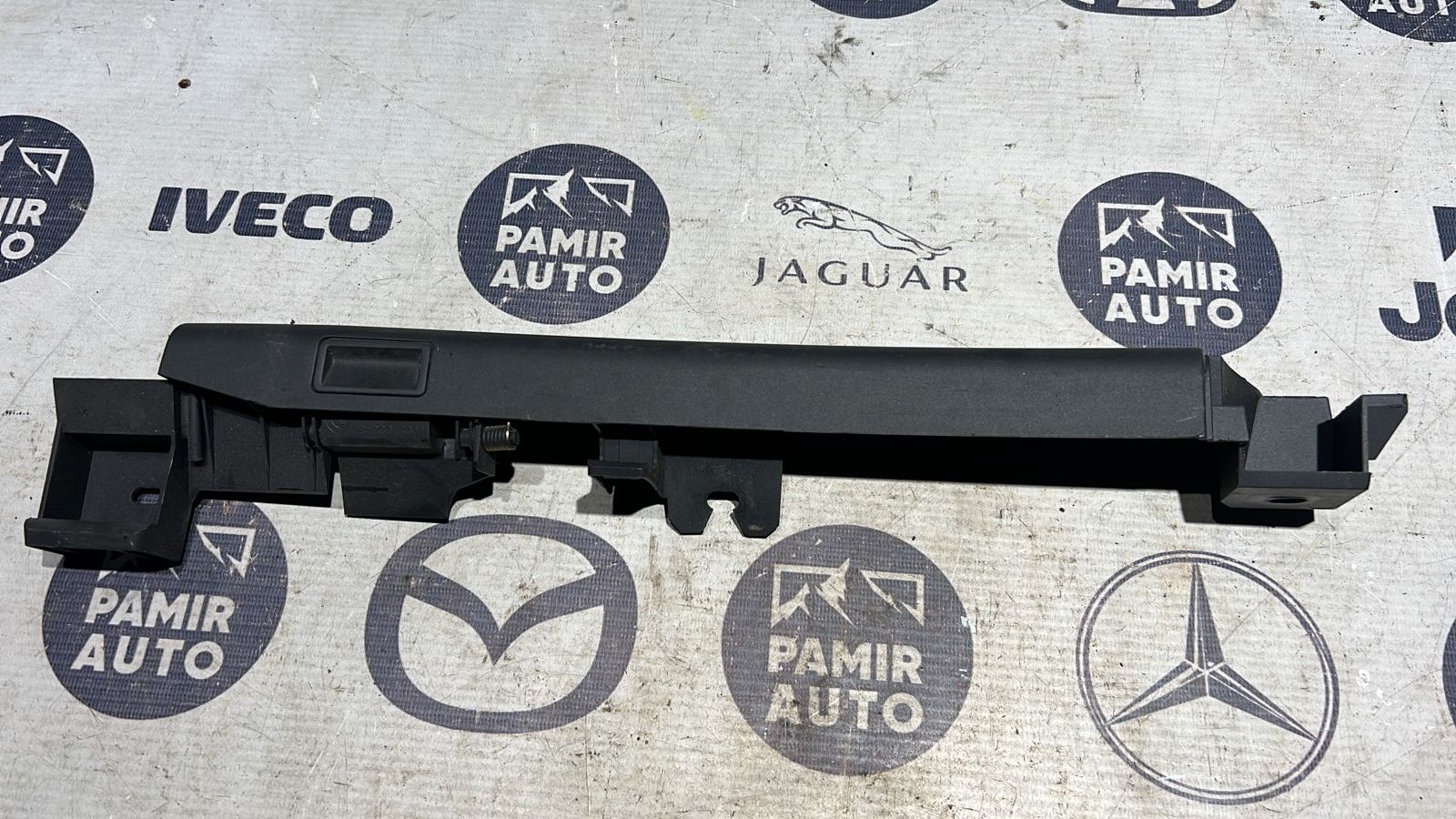 Обшивка багажника левая BMW 3/E46 1998-2007