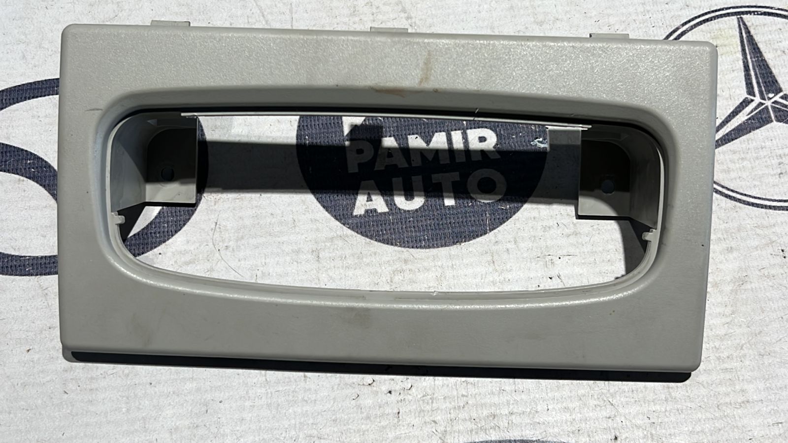 Накладка плафона Ford Focus/2 2004-2011