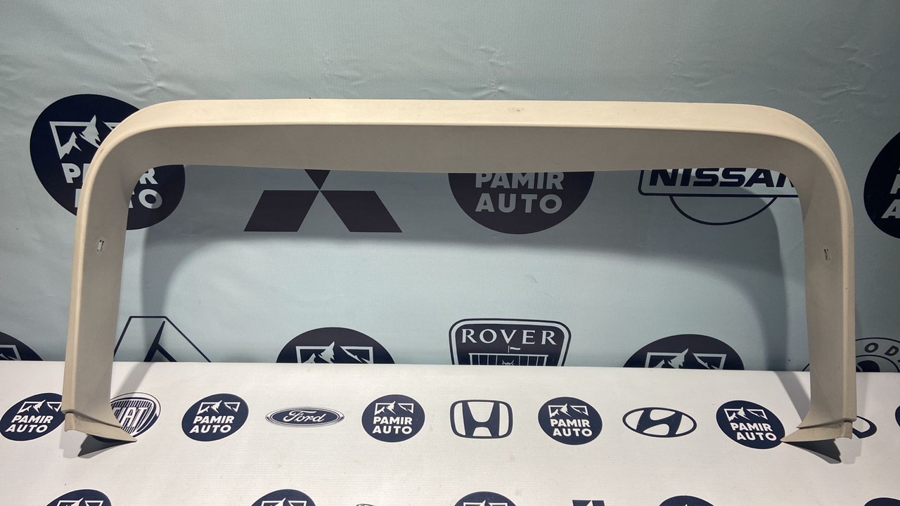 Обшивка двери багажника Ford C-Max 2003-2010