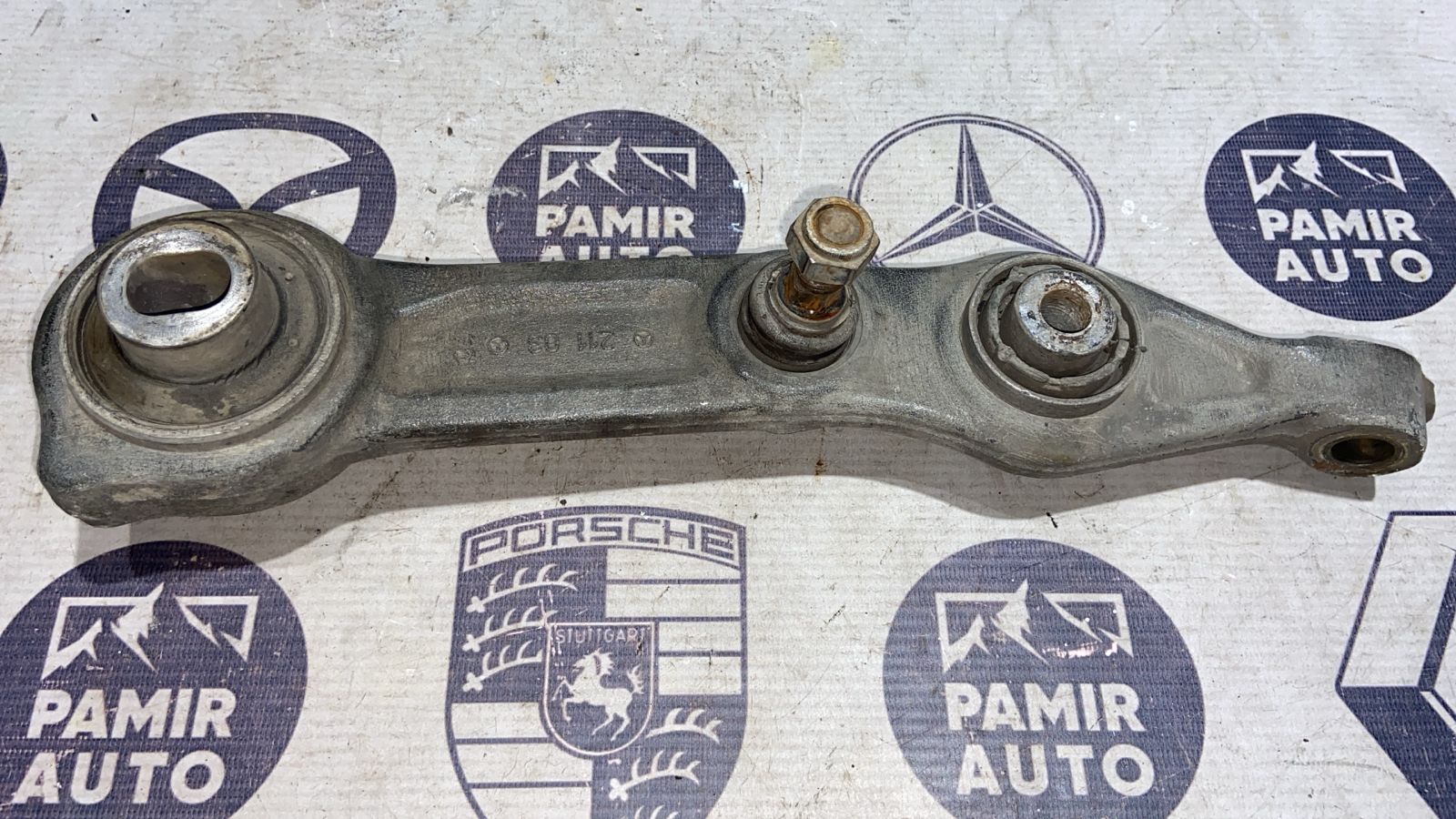 Рычаг передний правый Mercedes E/W211 2002-2009