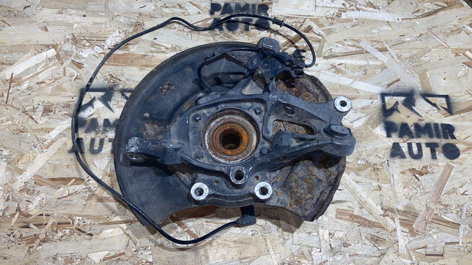 Кулак поворотный задний правый Mercedes E/W211 2002-2009