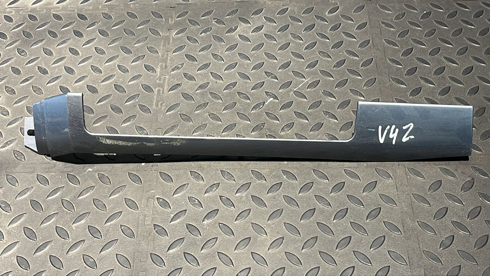 Накладка на торпедо центральная BMW 3/E46 1998-2007