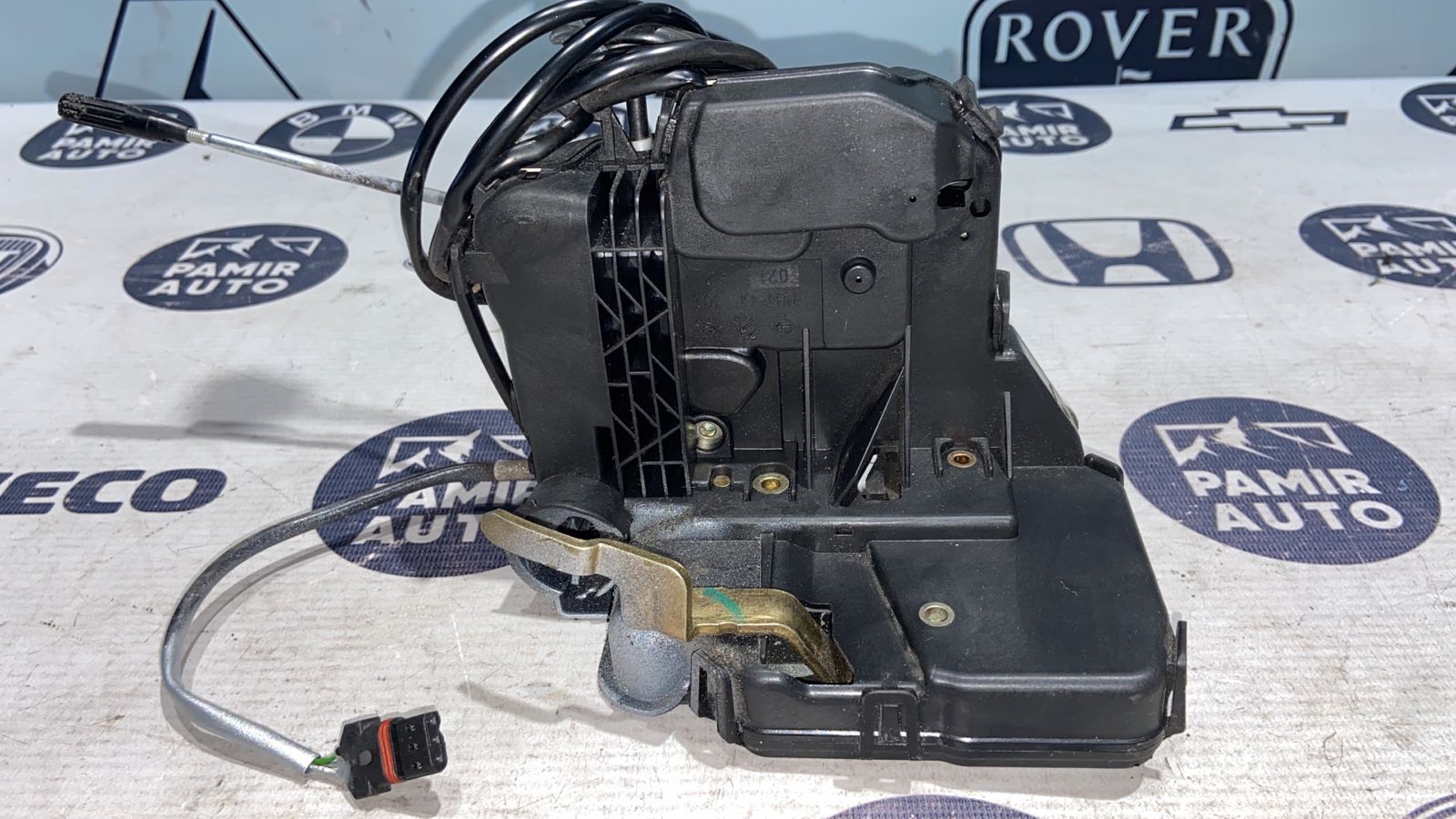 Замок двери передний правый Mercedes E/W211 2002-2009