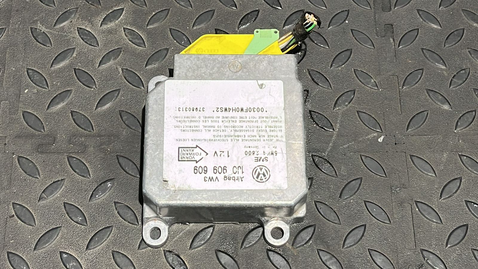 Блок управления AIR BAG Volkswagen Golf/4 1997-2006