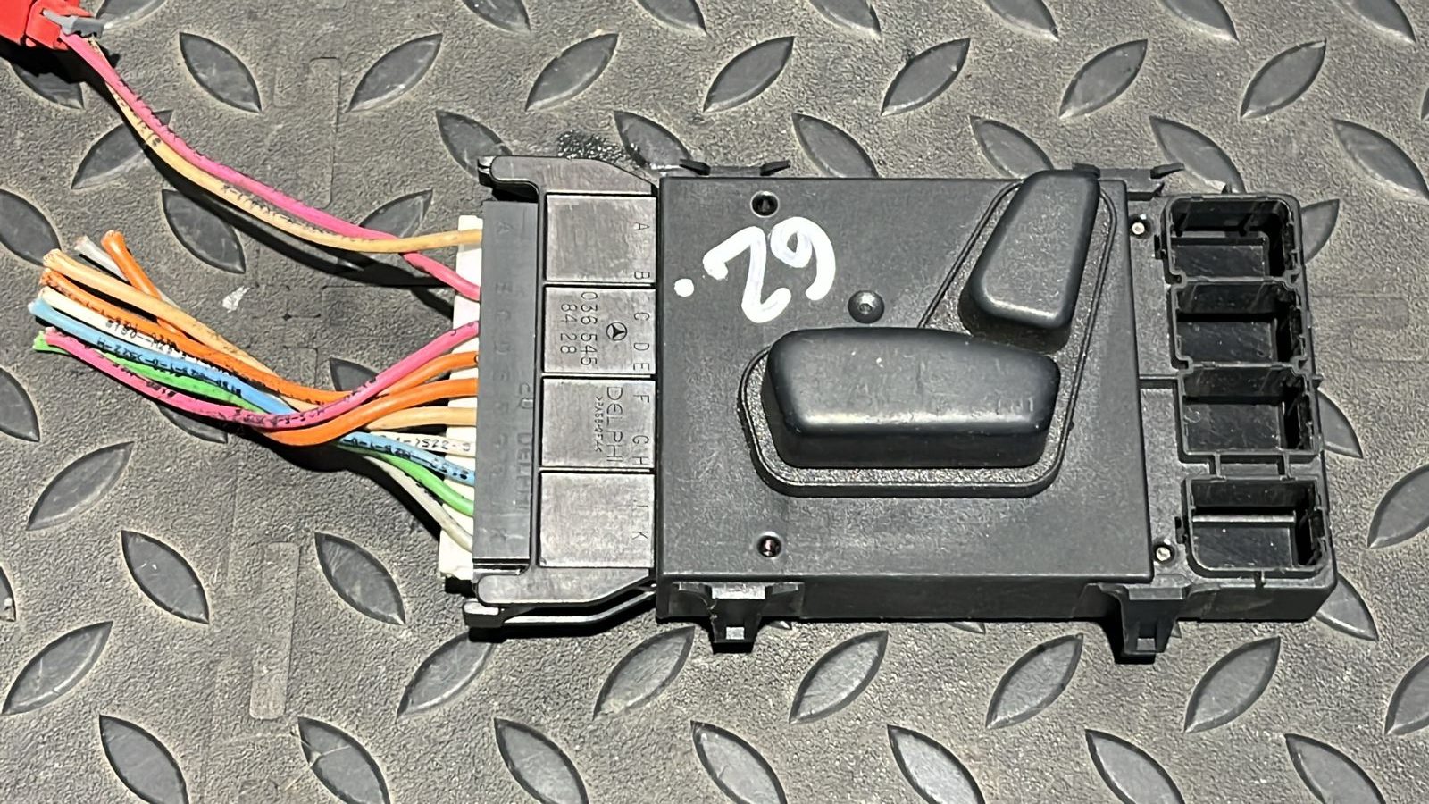 Блок управления сиденьем передний левый Mercedes M/W163 1997-2005