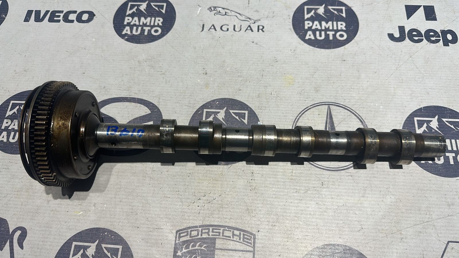 Распредвал выпускной правый Mercedes E/W211 2002-2009