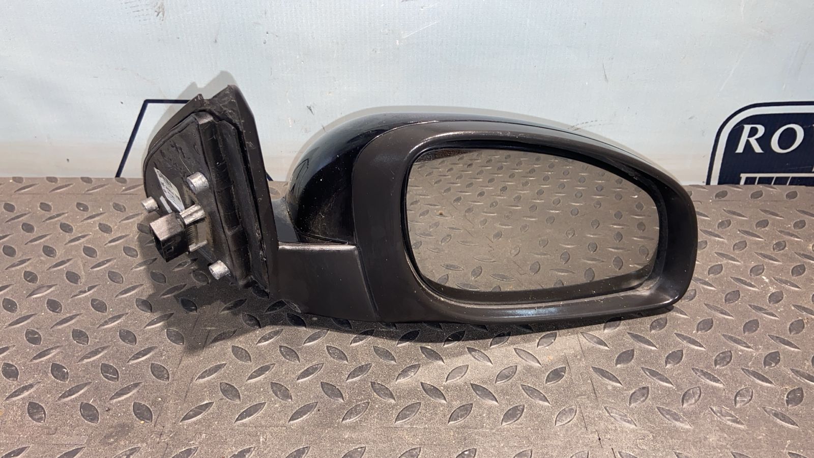 Зеркало правое Opel Vectra/C 2002-2008