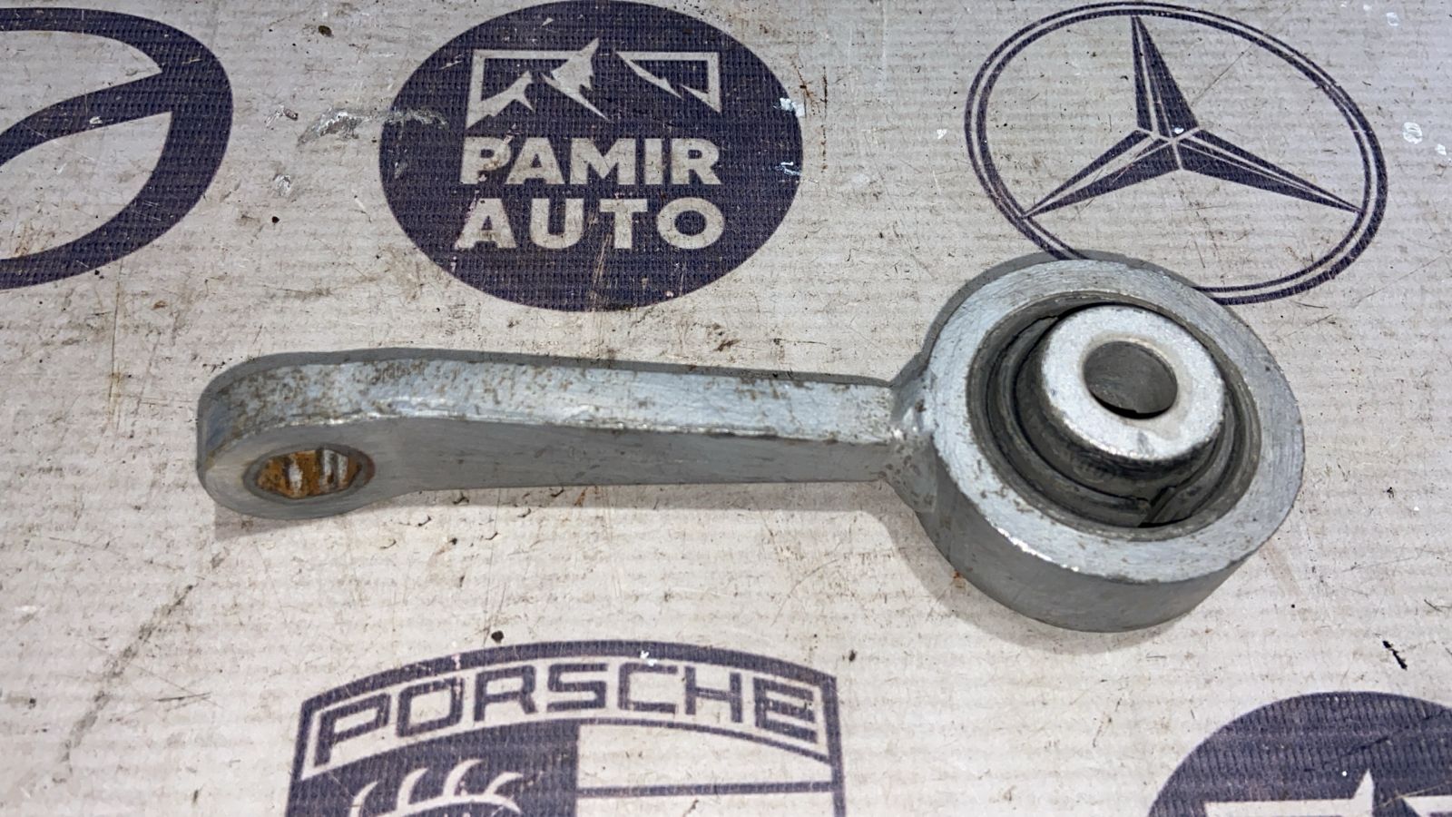 Стойка стабилизатора передняя Mercedes E/W211 2002-2009