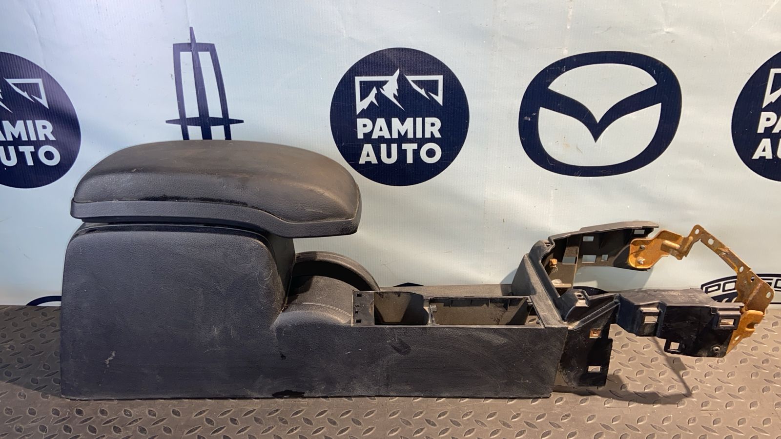 Консоль (Подлокотник) Ford Mondeo/3 2000-2007