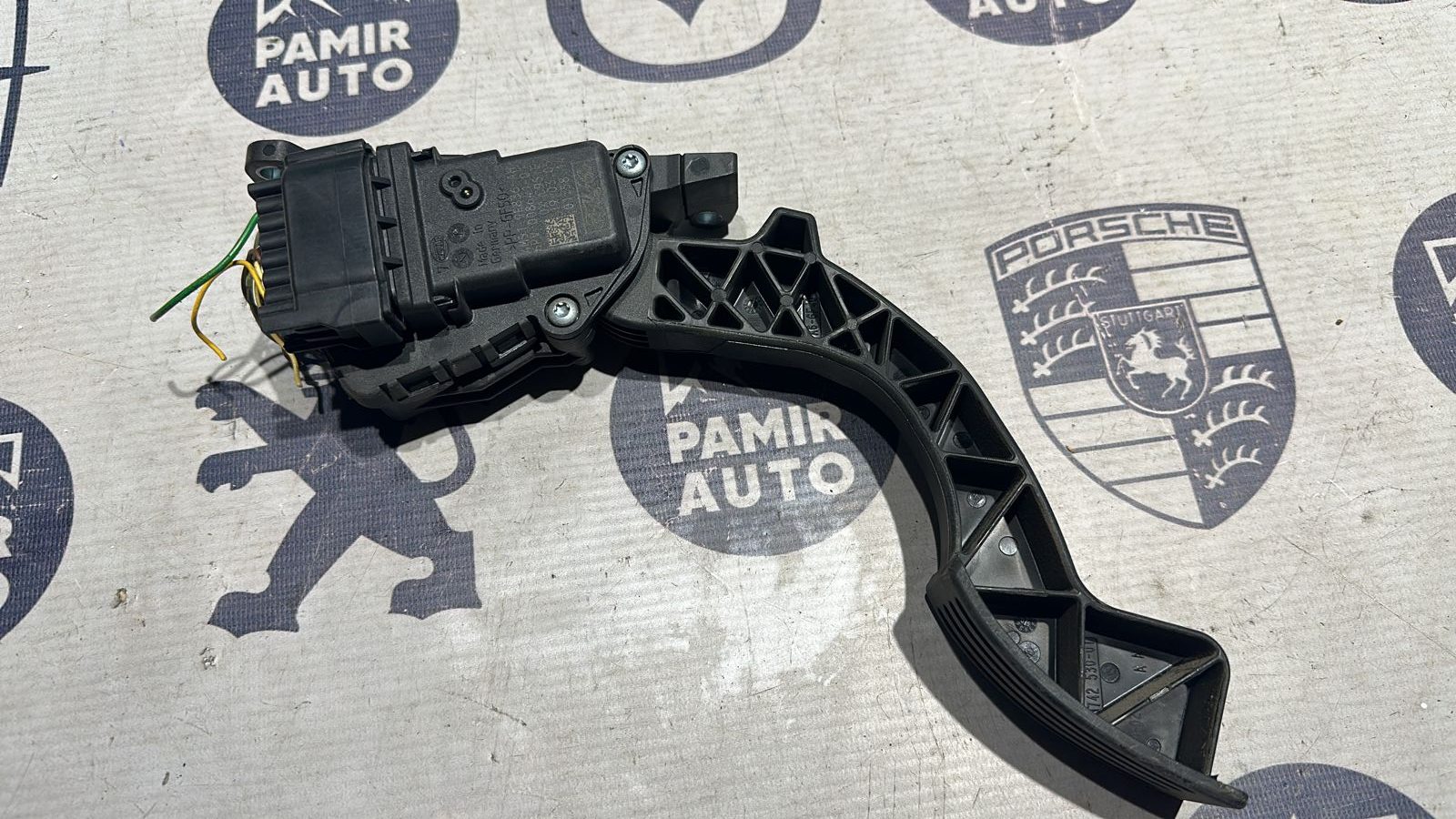 Педаль газа Volvo S40/2 2004-2012