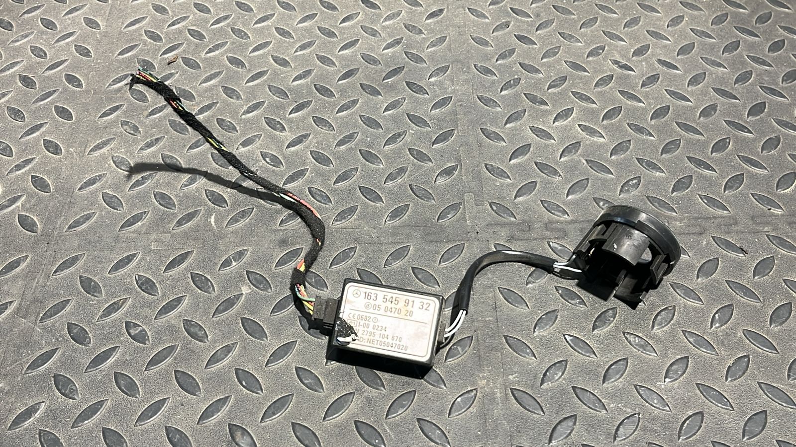 Блок иммобилайзера Mercedes M/W163 1997-2005