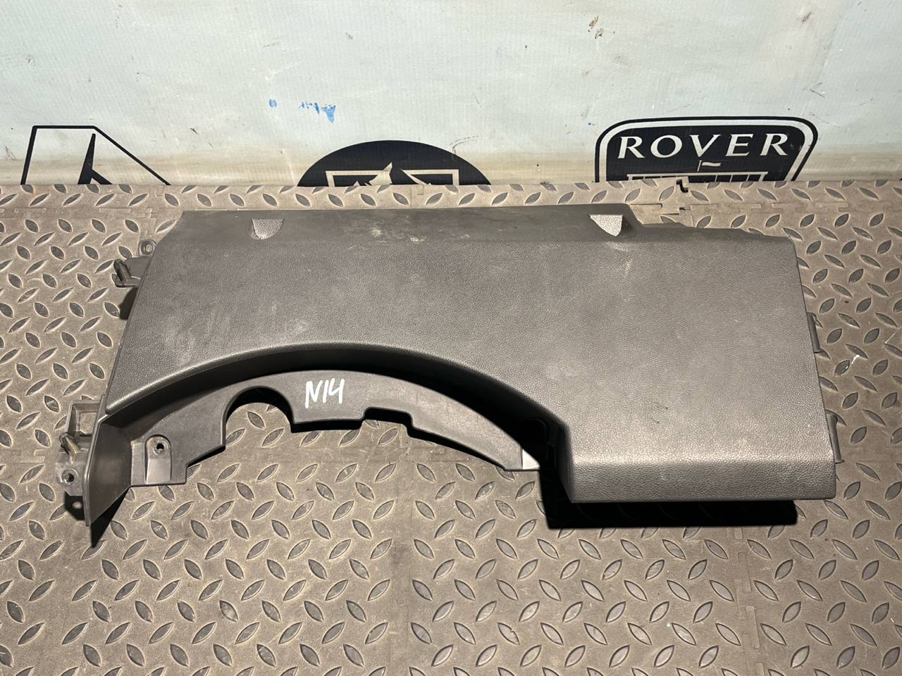 Накладка на торпедо левая Opel Zafira/B 2005-2014