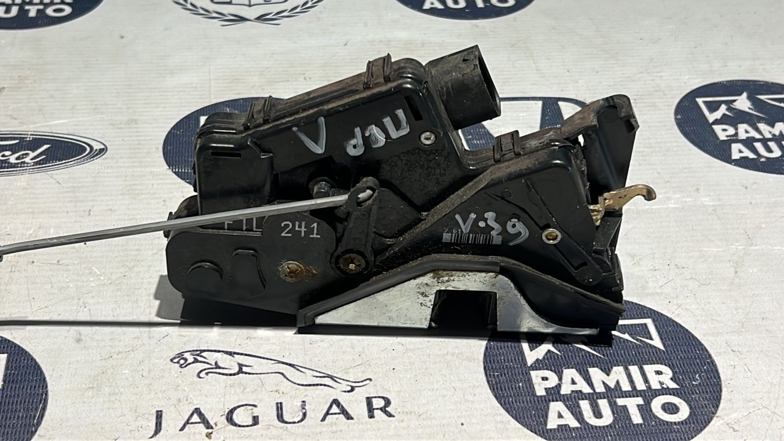 Замок двери передний левый BMW 3/E46 1998-2007