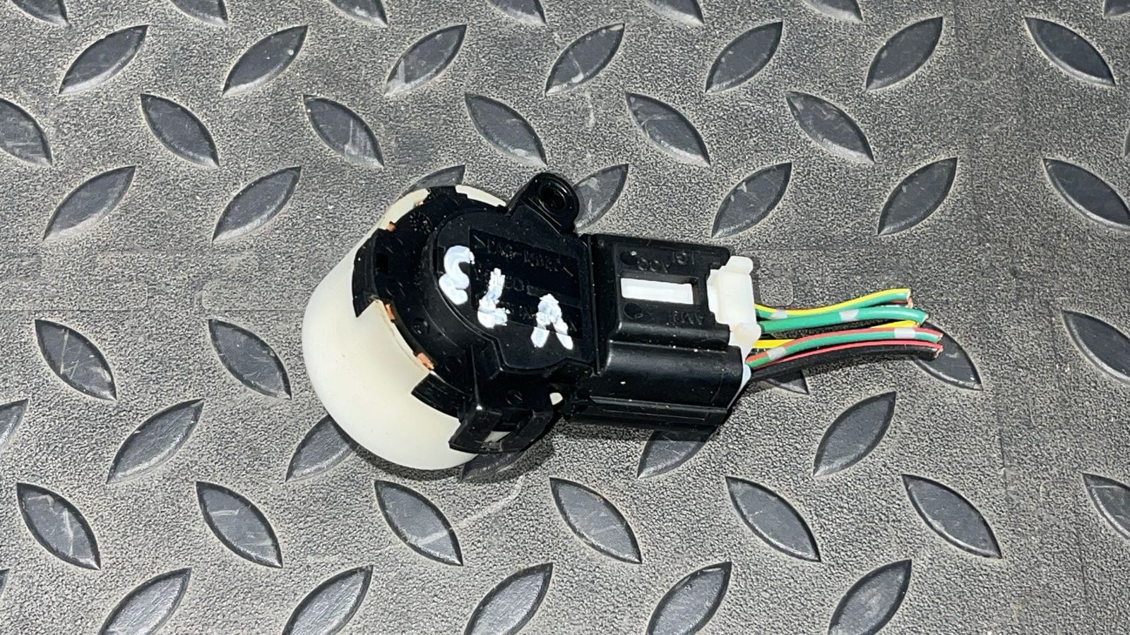 Группа контактная замка зажигания Toyota Avensis/2 2003-2009