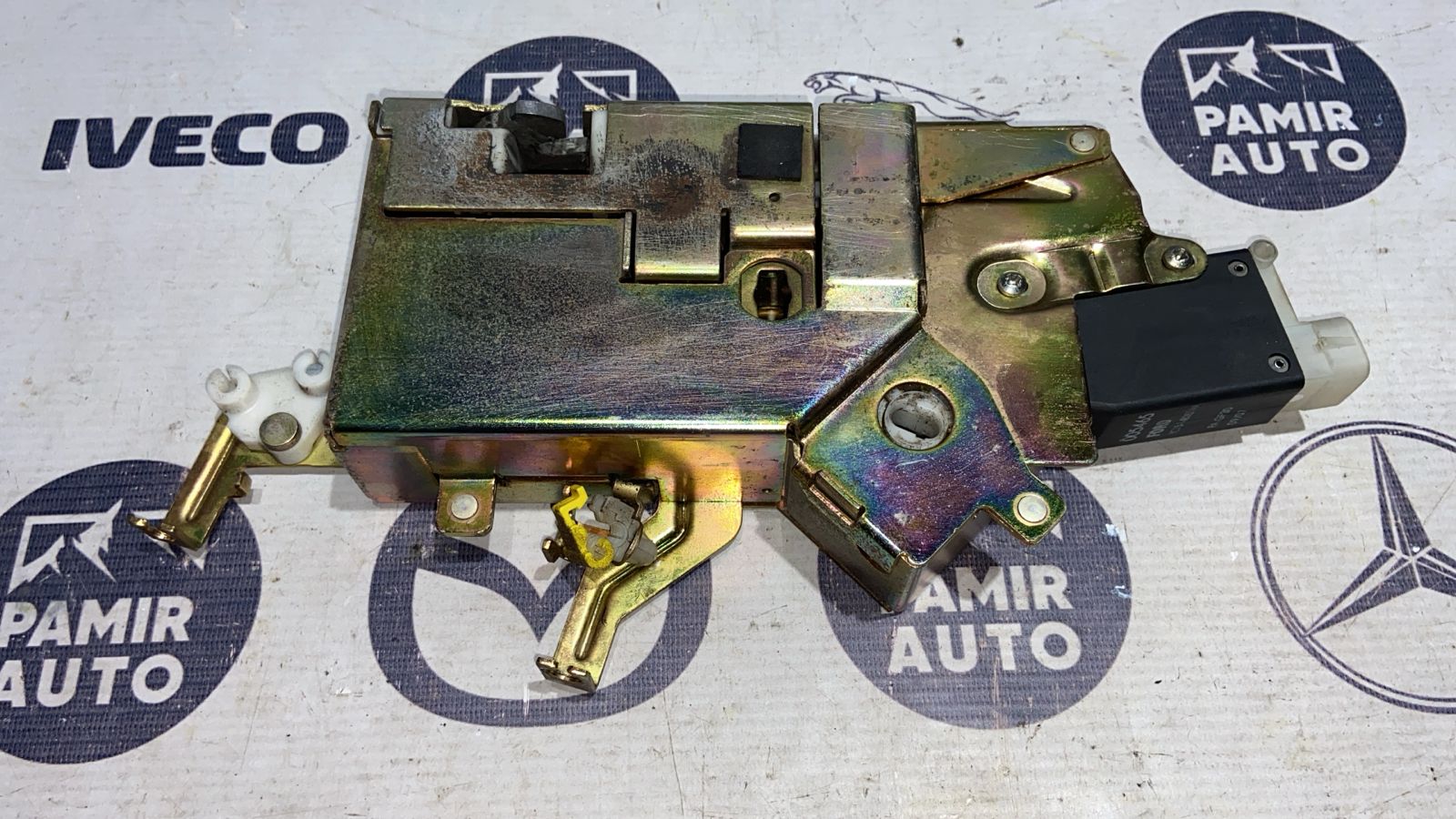 Замок двери сдвижной правый Ford Transit 2000-2006