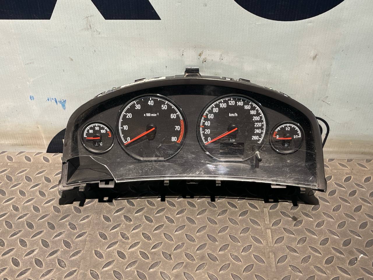 Комбинация приборов (Щиток) Opel Signum 2003-2008