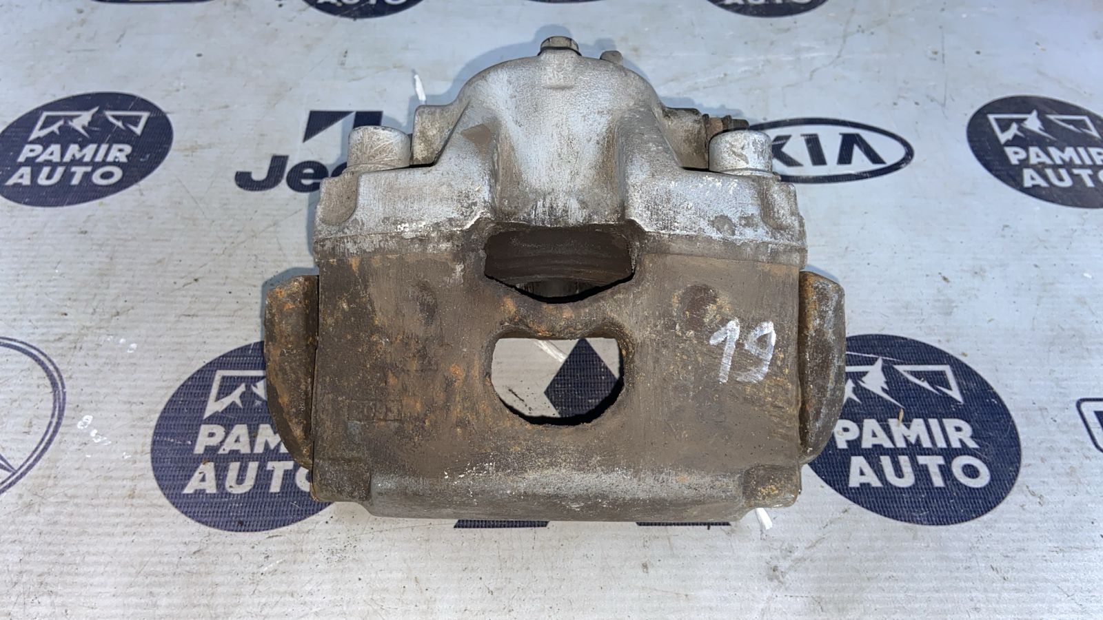 Суппорт передний левый Opel Vectra/C 2002-2008