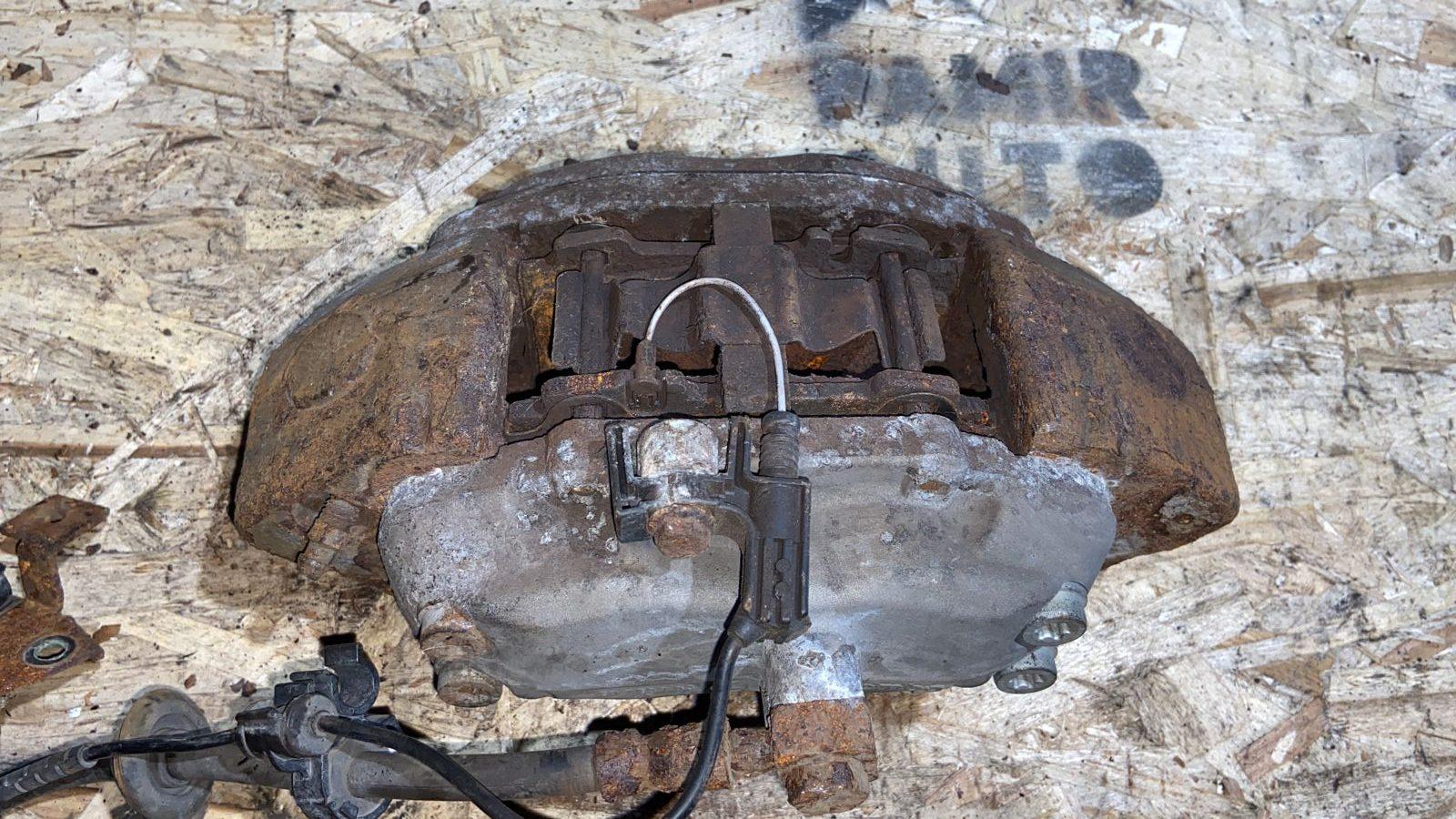 Суппорт передний левый Mercedes M/W163 1997-2005