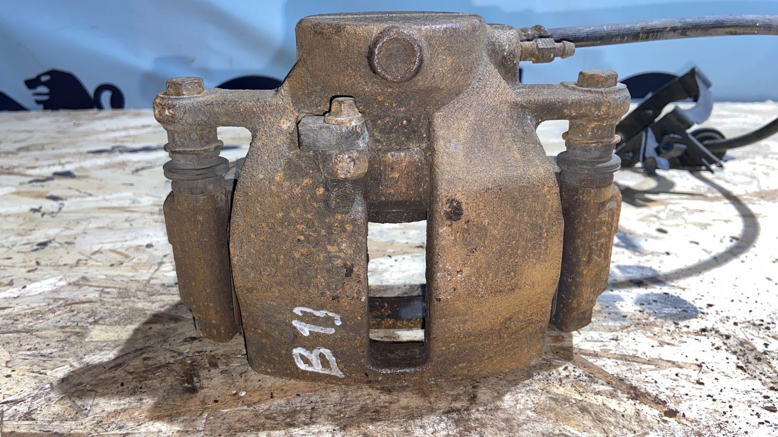 Суппорт передний правый Mercedes B/W245 2005-2011