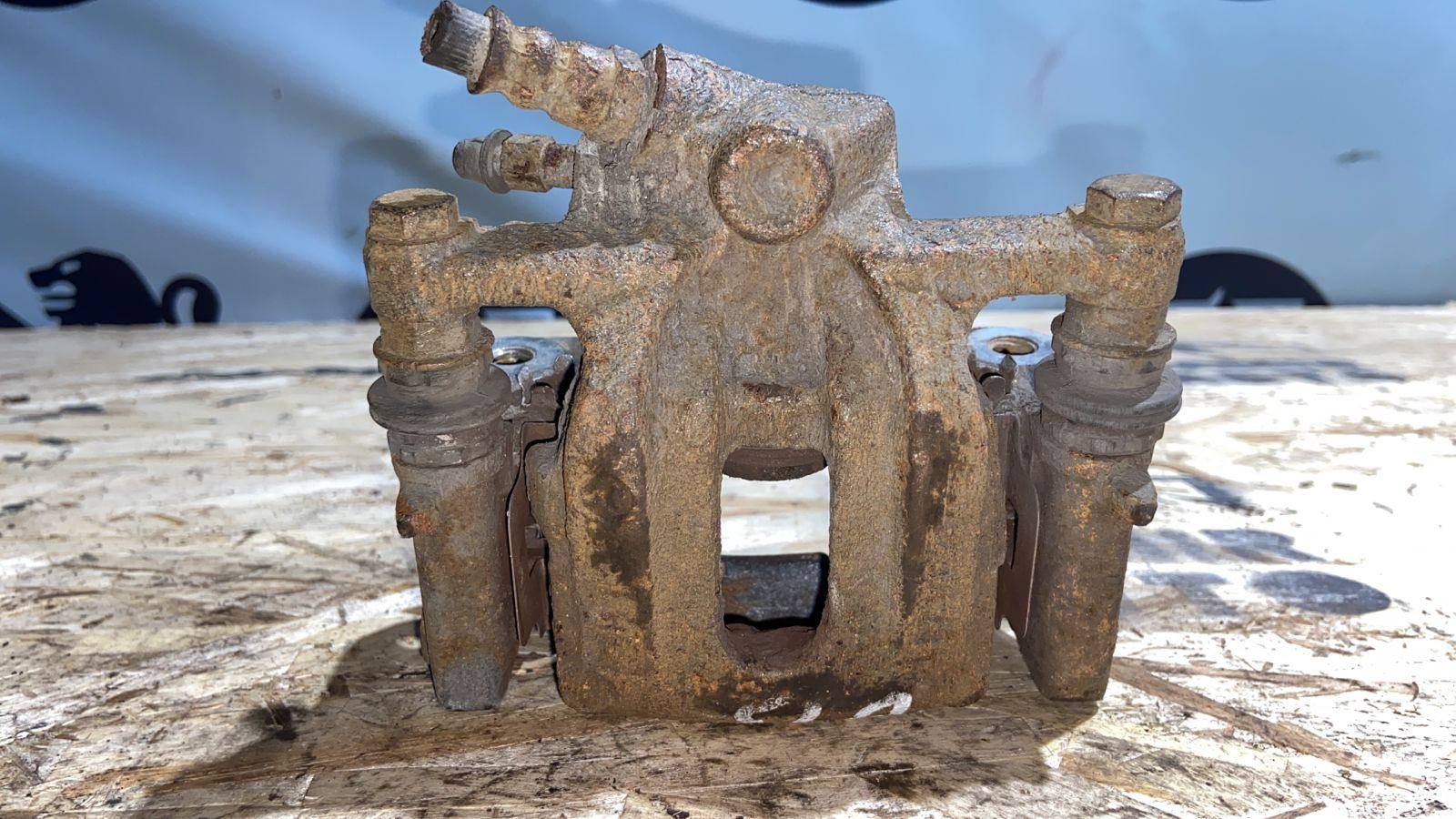 Суппорт задний правый Mercedes B/W245 2005-2011