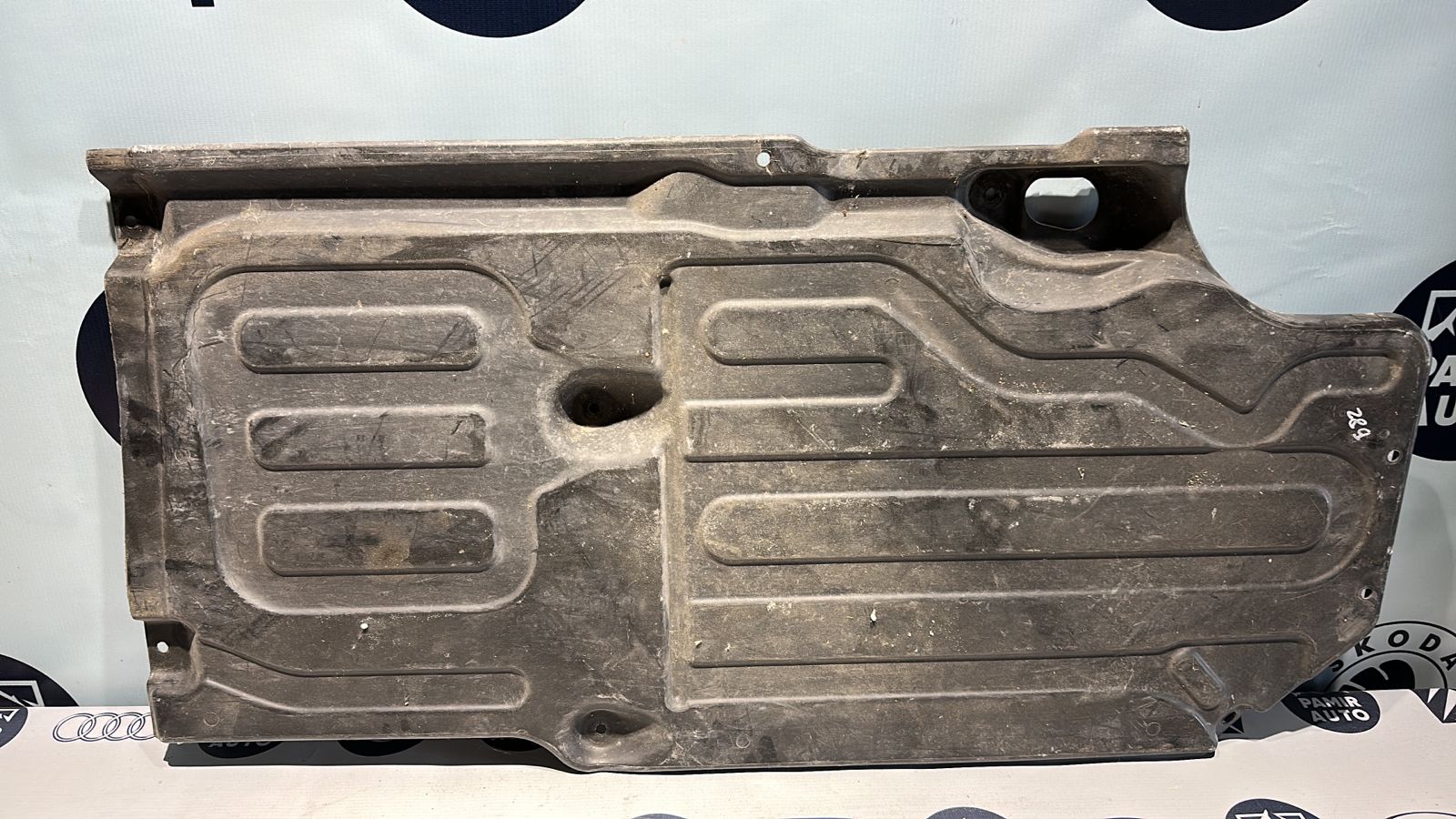 Защита антигравийная задняя левая Mercedes E/W211 2002-2009