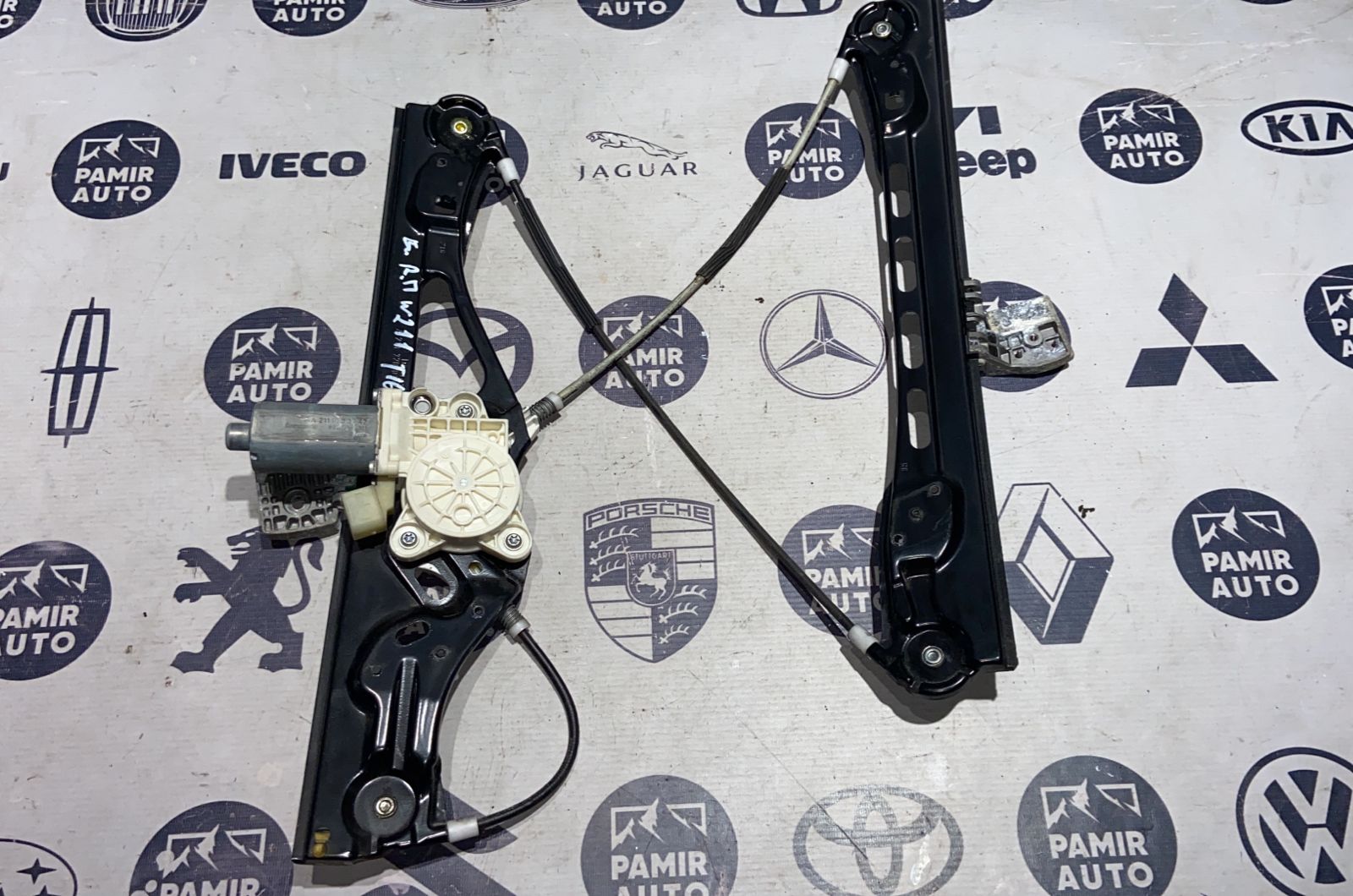 Стеклоподъемник передний правый Mercedes E/W211 2002-2009