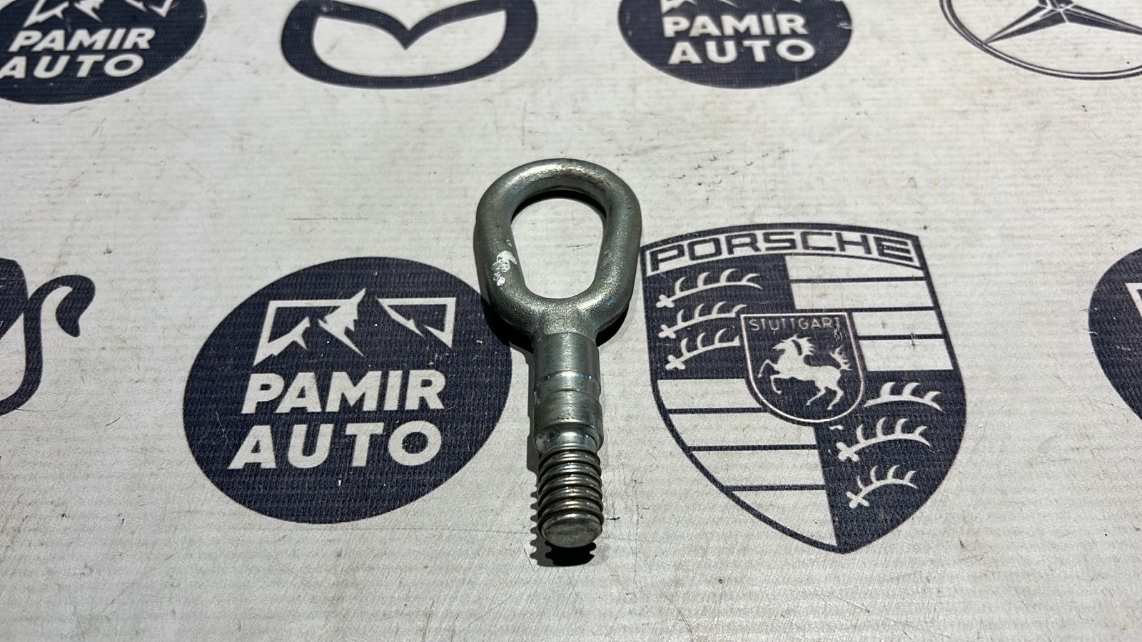 Крюк буксировочный BMW 5/E39 1995-2004