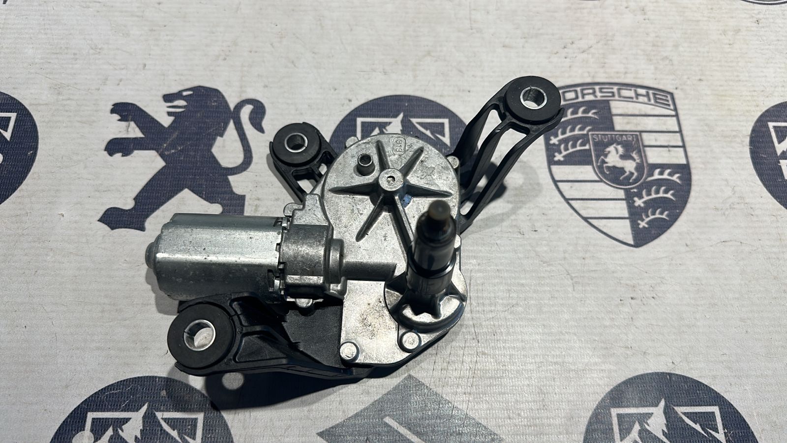 Моторчик стеклоочистителя задний Opel Vectra/C 2002-2008