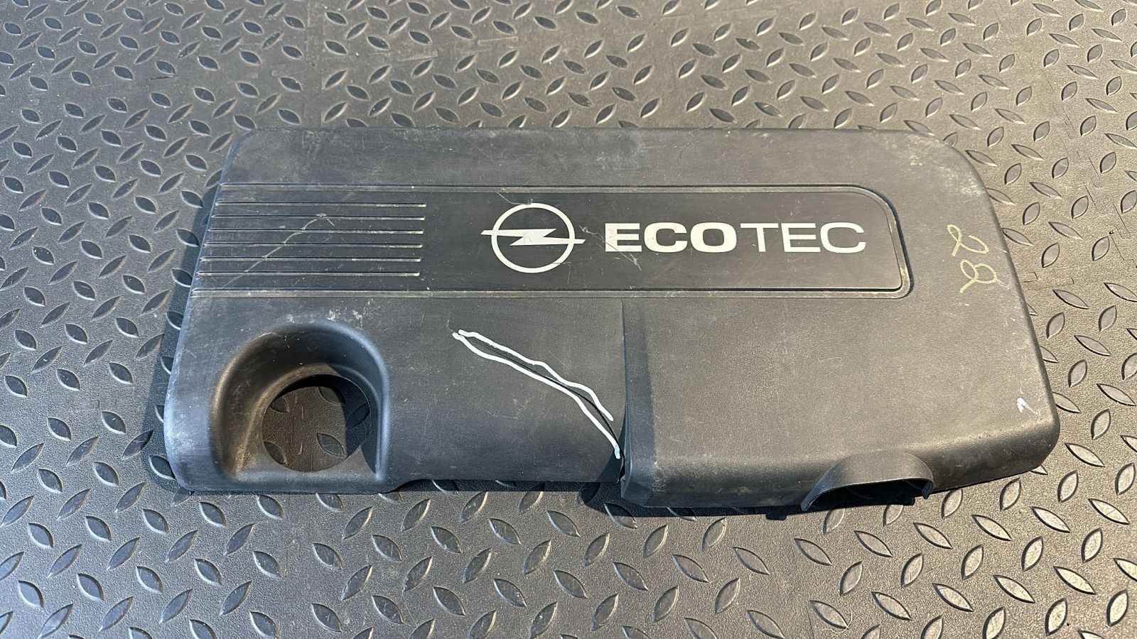 Крышка на двигатель (Декоративная) Opel Astra/H 2004-2014