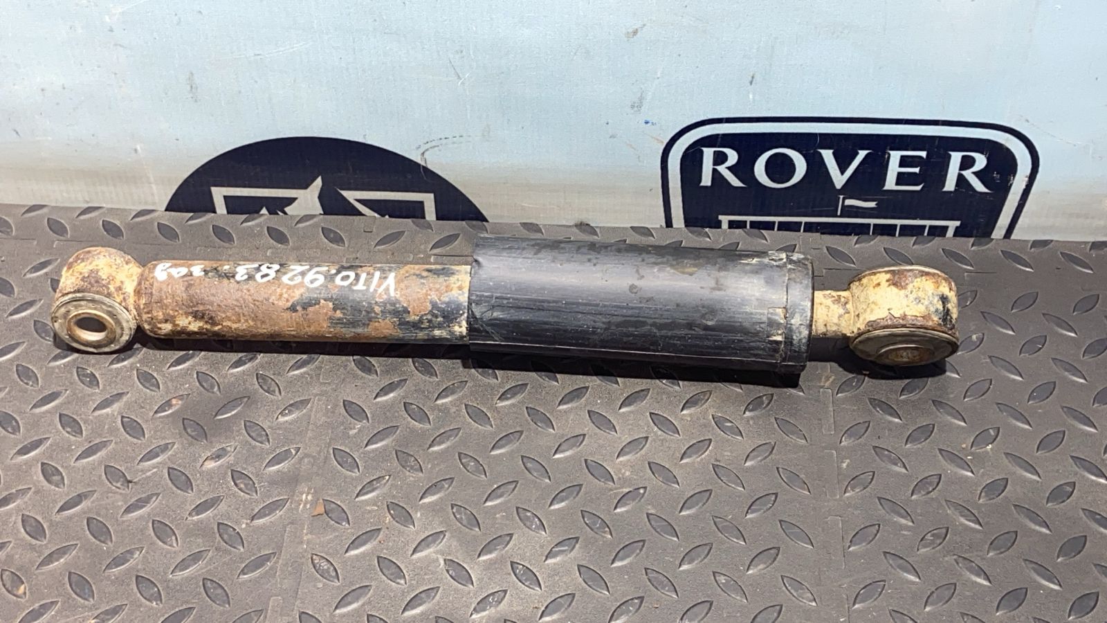 Амортизатор задний Mercedes Vito/W639 2003-2014