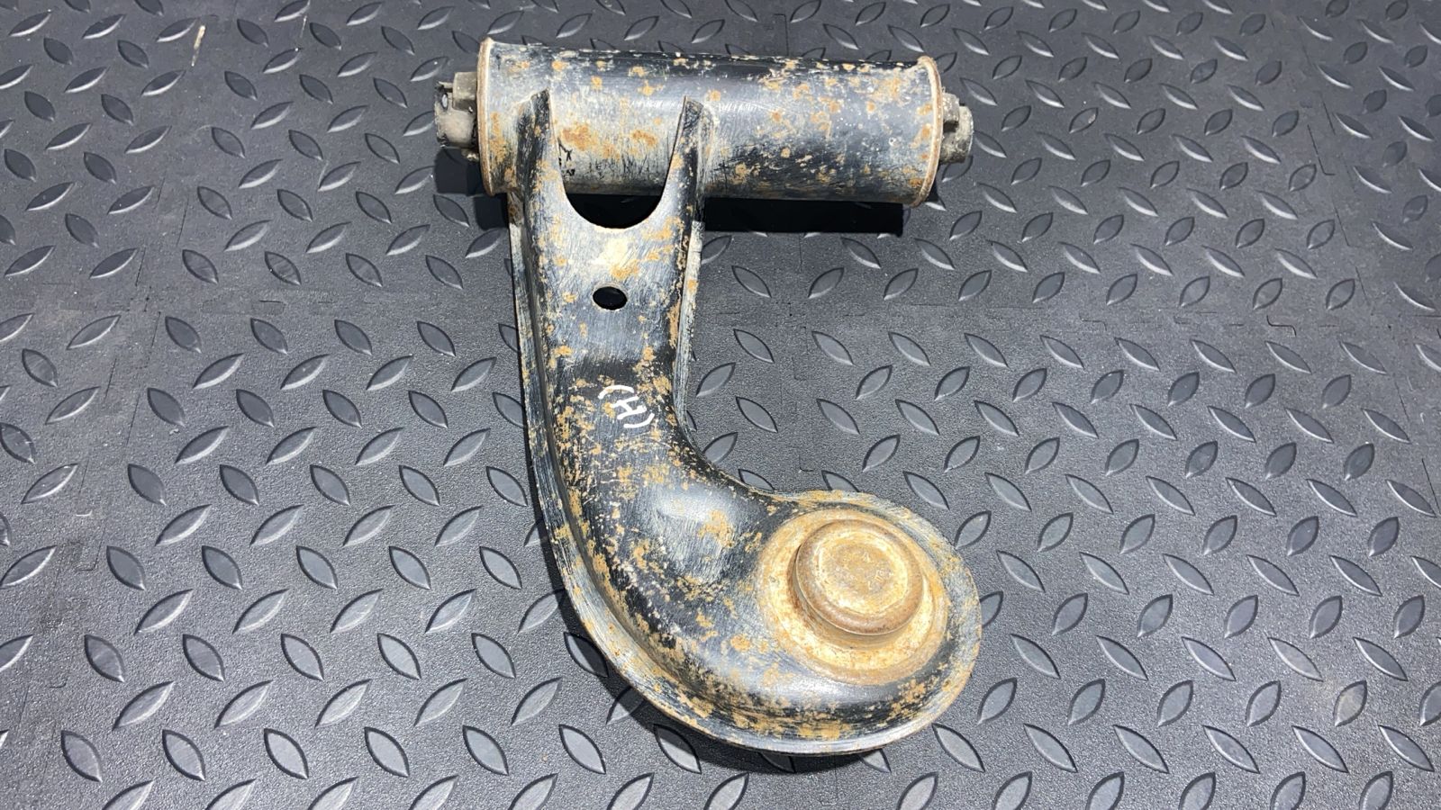 Рычаг передний правый Mercedes C/W202 1993-2001