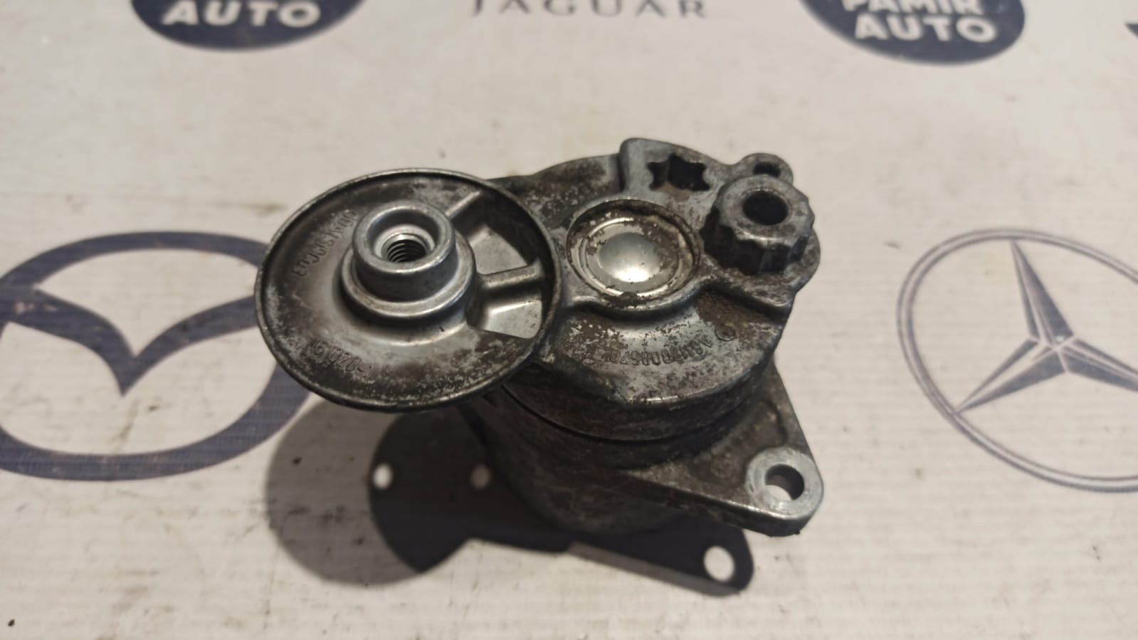 Натяжитель ремня Mercedes C/W203 2000-2008