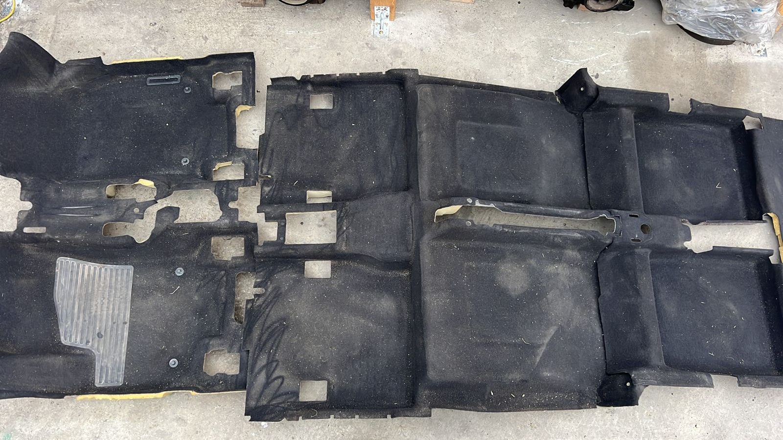 Обшивка пола (Ковролин) Opel Zafira/B 2005-2014