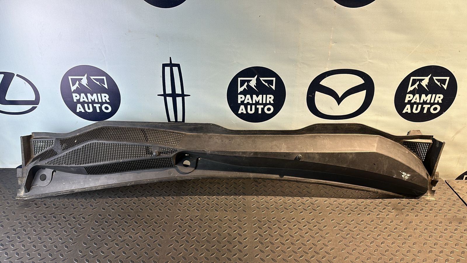 Решетка под лобовое стекло (Жабо) Opel Astra/H 2004-2014